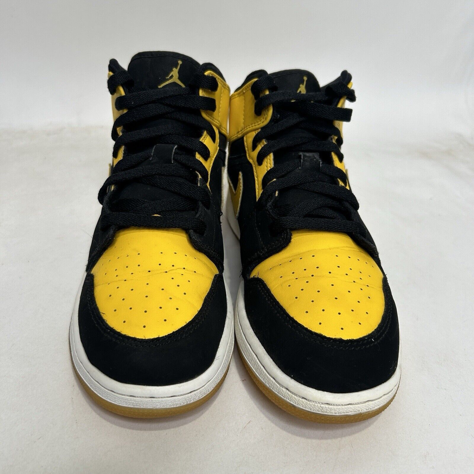 Jordan Brand Nike Shoes Air Jordan 1 Retro Mid GS “New Love” 2017 Size US 8.5 / IT 38.5 - 2 Thumbnail