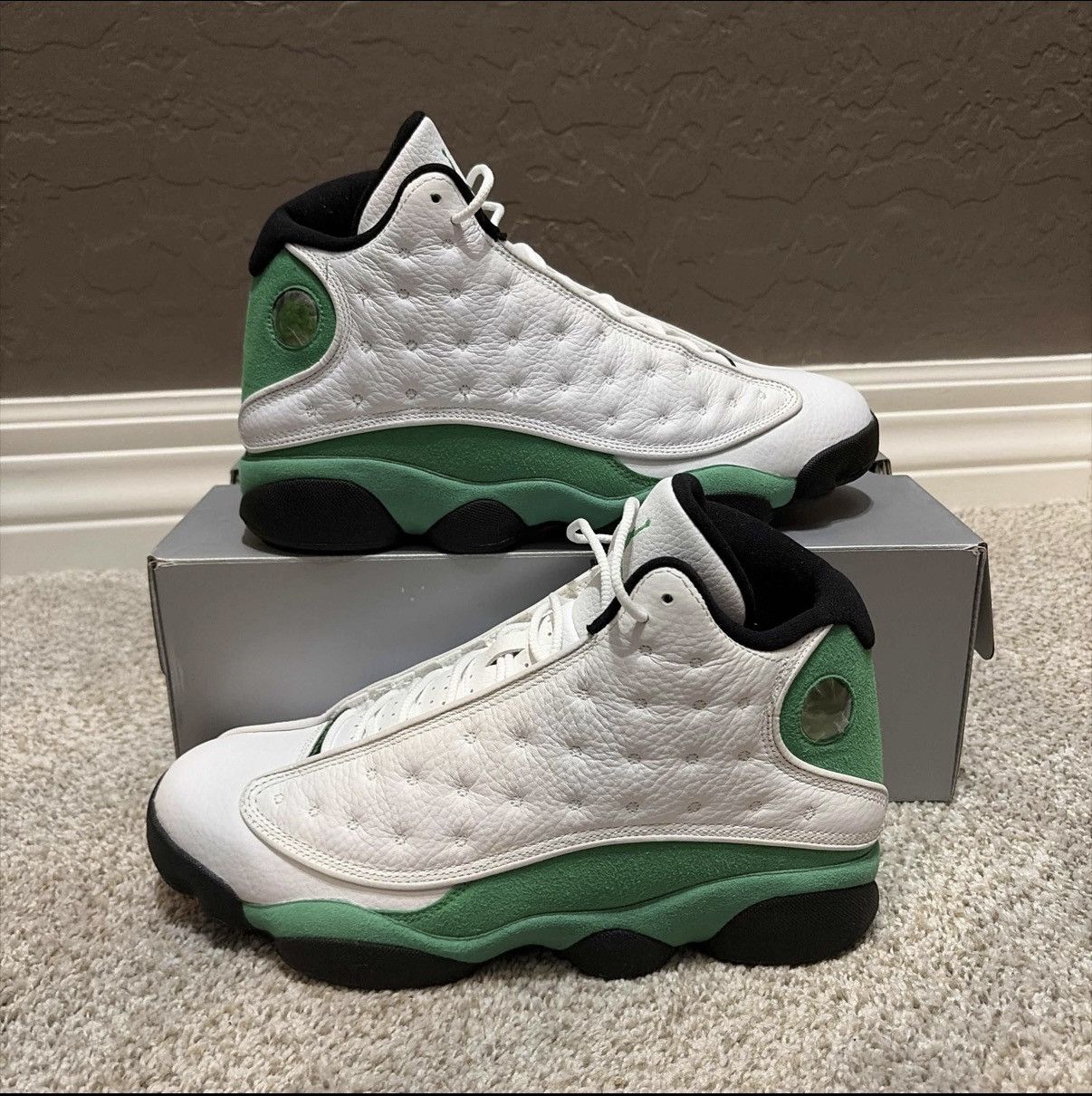 Jordan Brand Air Jordan 13 Retro “Lucky Green” Size US 10 / EU 43 - 1 Thumbnail