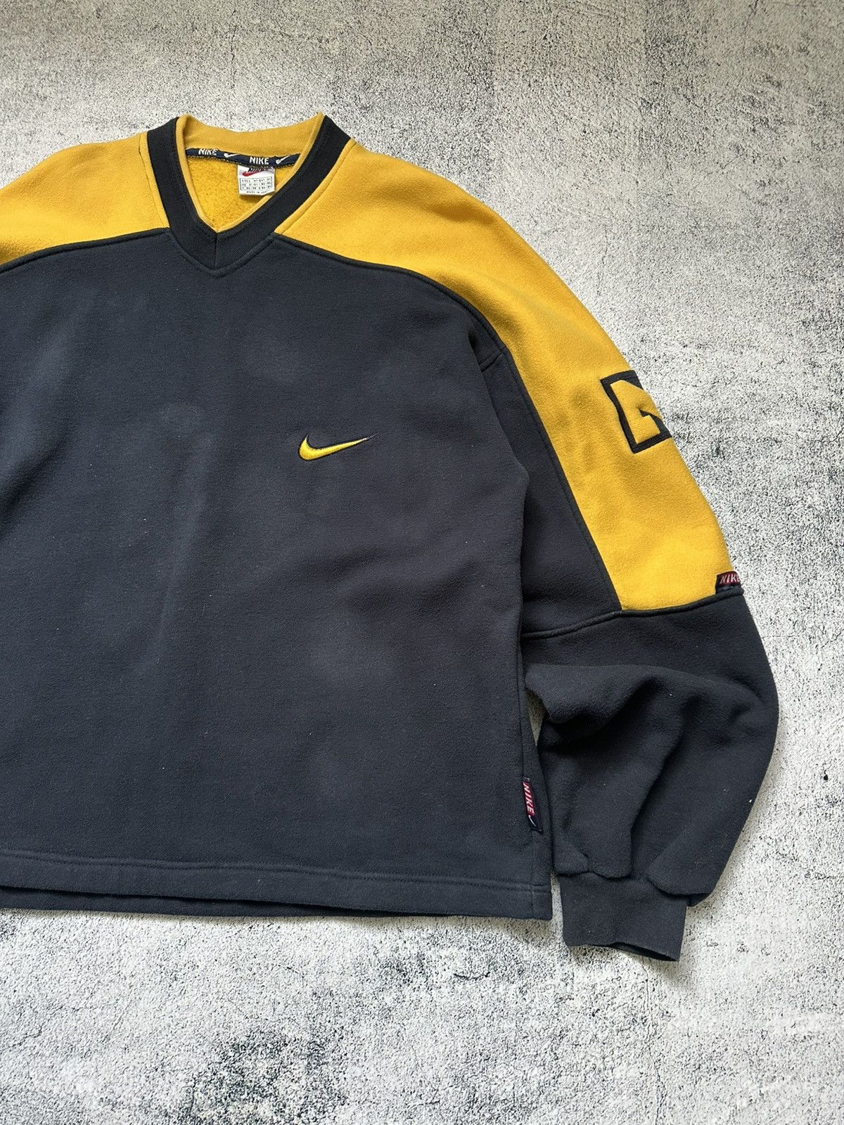 Nike Made in USA Nike Sweatshirt Oversize Fit Yellow Logo Size US L / EU 52-54 / 3 - 5 Thumbnail