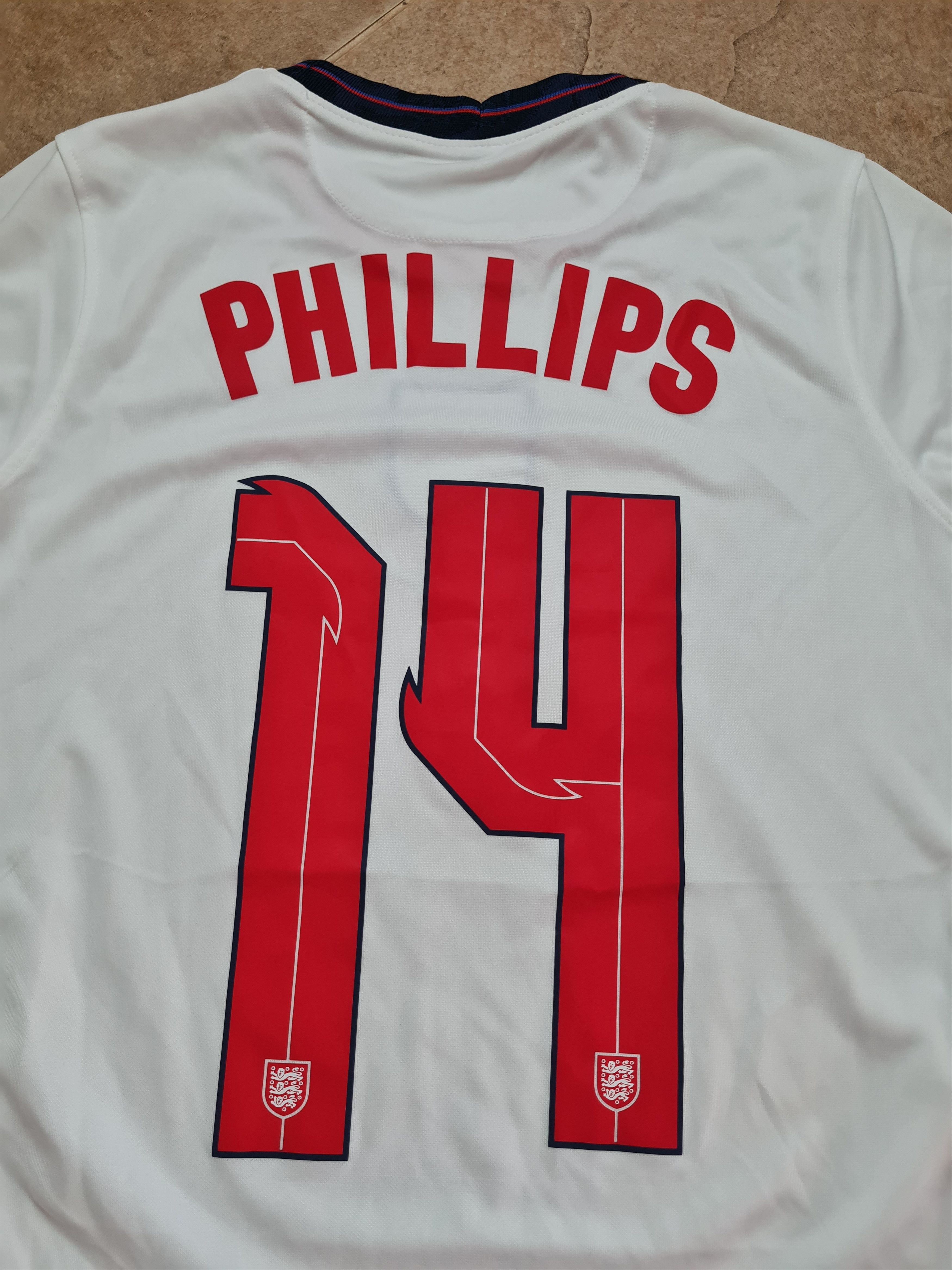 Nike Football Jersey Phillips #14 England Nike Soccer t-shirt Size US XXS / EU 40 - 18 Thumbnail