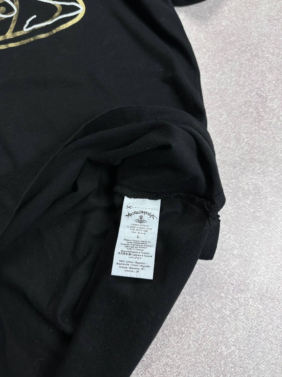 Vivienne Westwood Vintage Vivienne Westwood Big Logo Orb Saturn Logo T-shirt Size US L / EU 52-54 / 3 - 4 Thumbnail