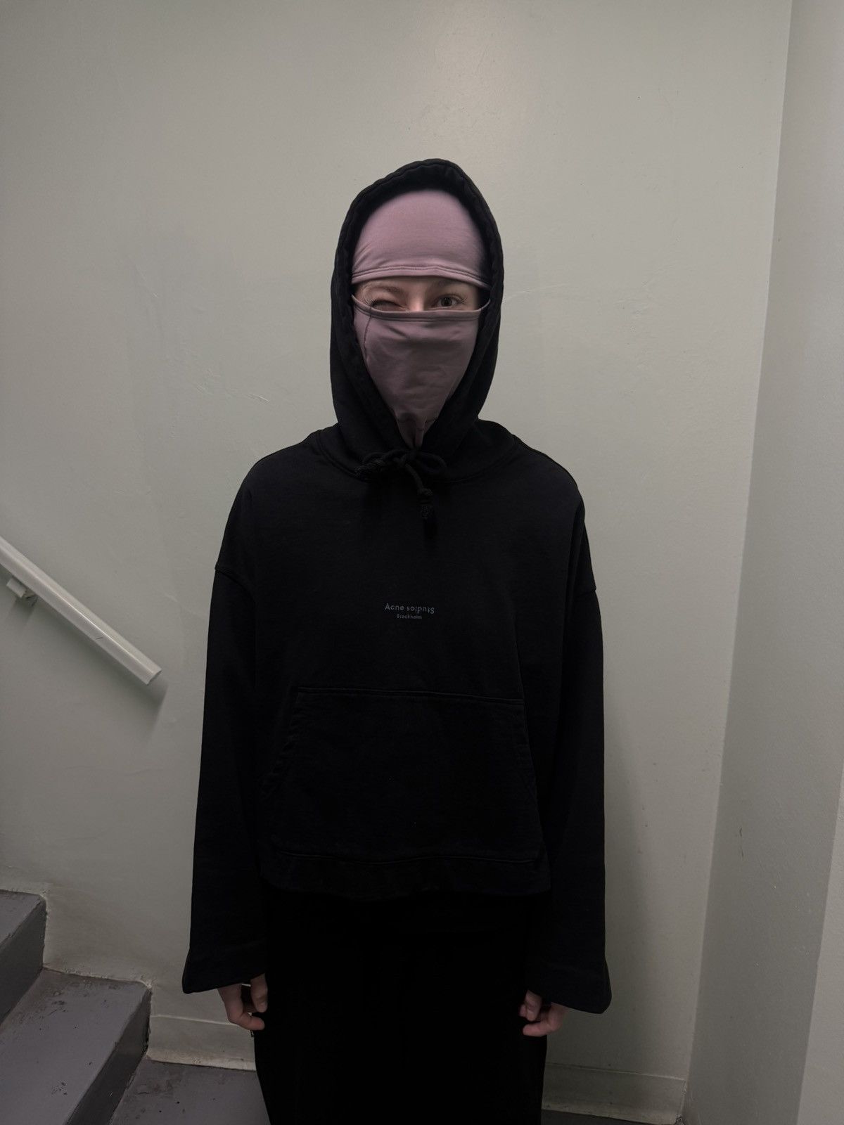 Acne Studios Acne Studios Stockholm ‘Black’ Cropped Hoodie Size XXS / US 00 / IT 34 - 1 Thumbnail