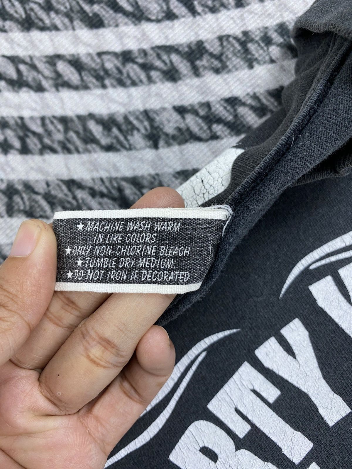Hysteric Glamour 🔥STEALS KTM Drinker Hysteric Glamour Wording Shirt Size US M / EU 48-50 / 2 - 6 Thumbnail