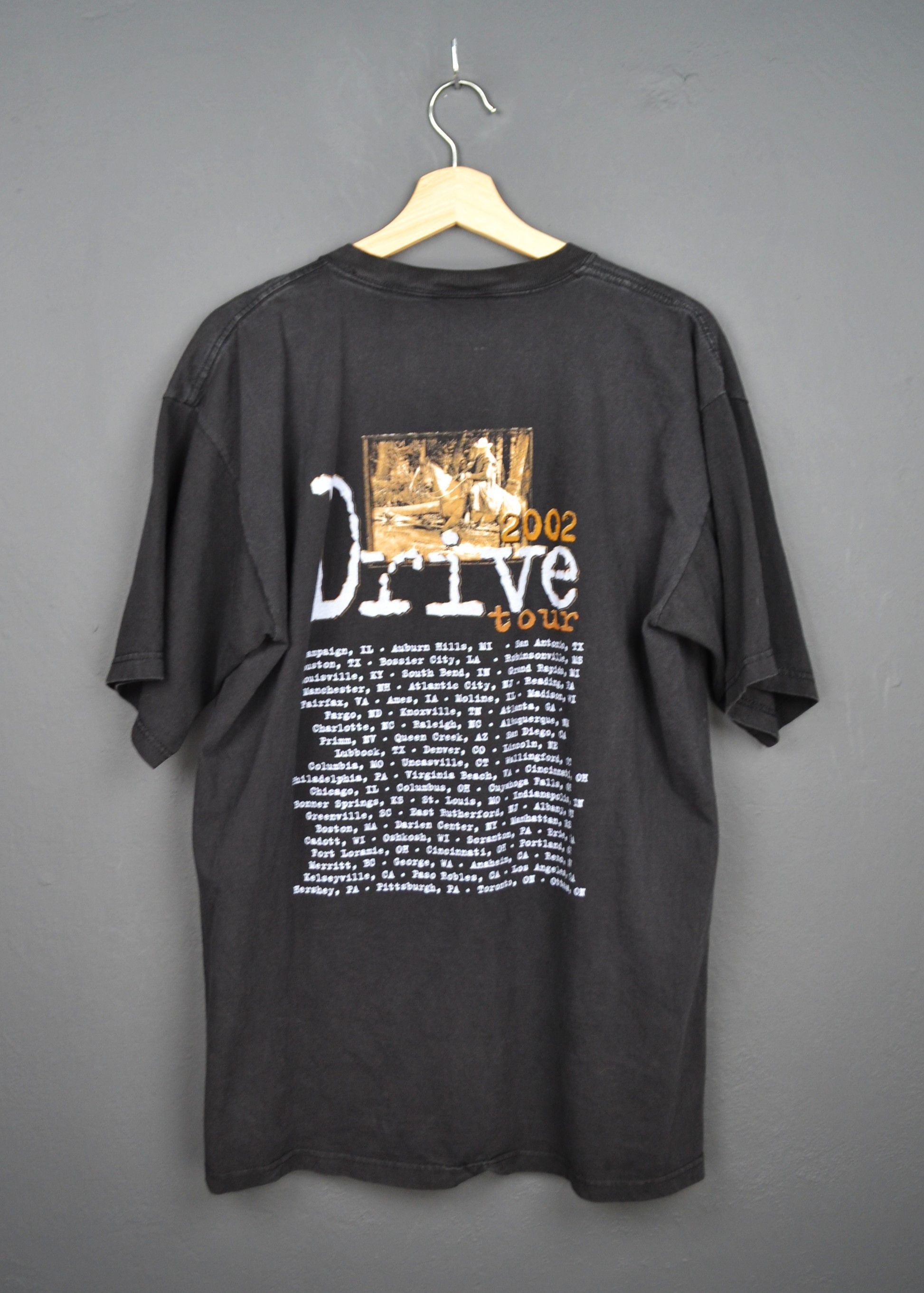 Band Tees Vintage 2002 Alan Jackson Drive Tour T-Shirt XL Size US XL / EU 56 / 4 - 6 Thumbnail