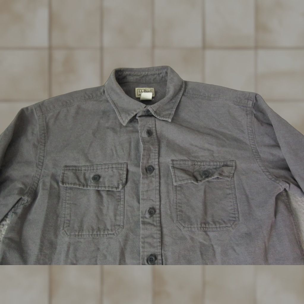 Vintage VINTAGE L.L. Bean Shirt LT Adult Gray Cotton Flannel Chamois Button-Up 90s Mens Tall Big & Tall Size US L / EU 52-54 / 3 - 1 Thumbnail