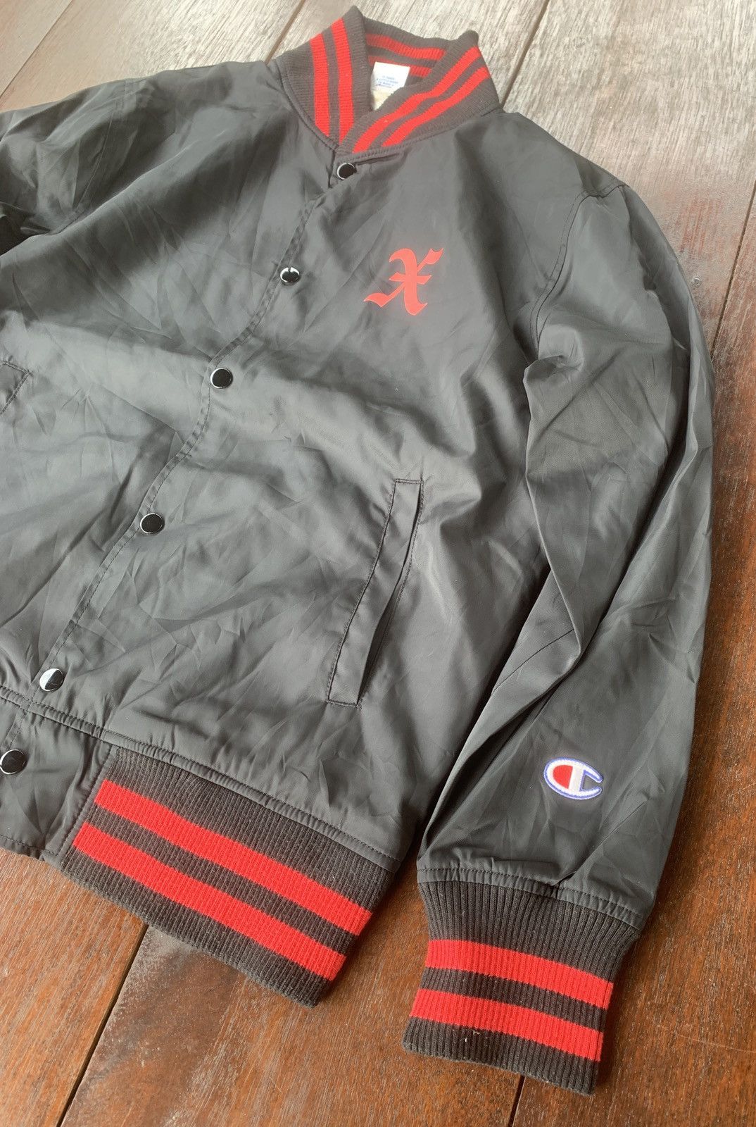 Champion × Xlarge X Large x Champion XLarge crew varsity jacket Size US M / EU 48-50 / 2 - 3 Thumbnail