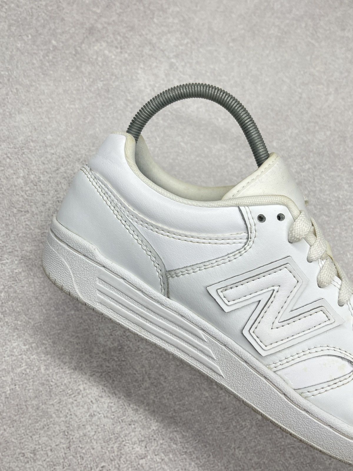New Balance Womens New Balance 480 White Sneakers Size 39.5 Size US 6.5 / IT 36.5 - 6 Thumbnail