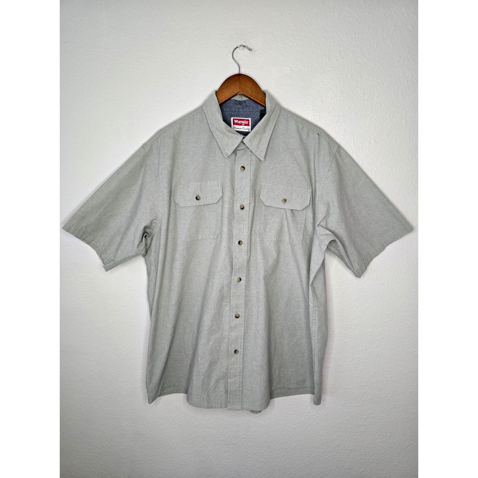 Wrangler Wrangler Short Sleeve Button Up Gray Gray XL Button Shirt Size US XL / EU 56 / 4 - 1 Thumbnail
