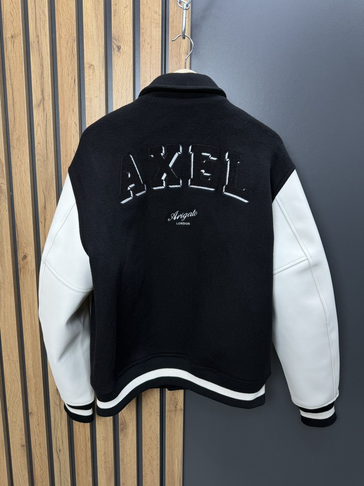 Axel Arigato Axel Arigato illusion Varsity Bomber Jacket Size L Size US L / EU 52-54 / 3 - 17 Thumbnail