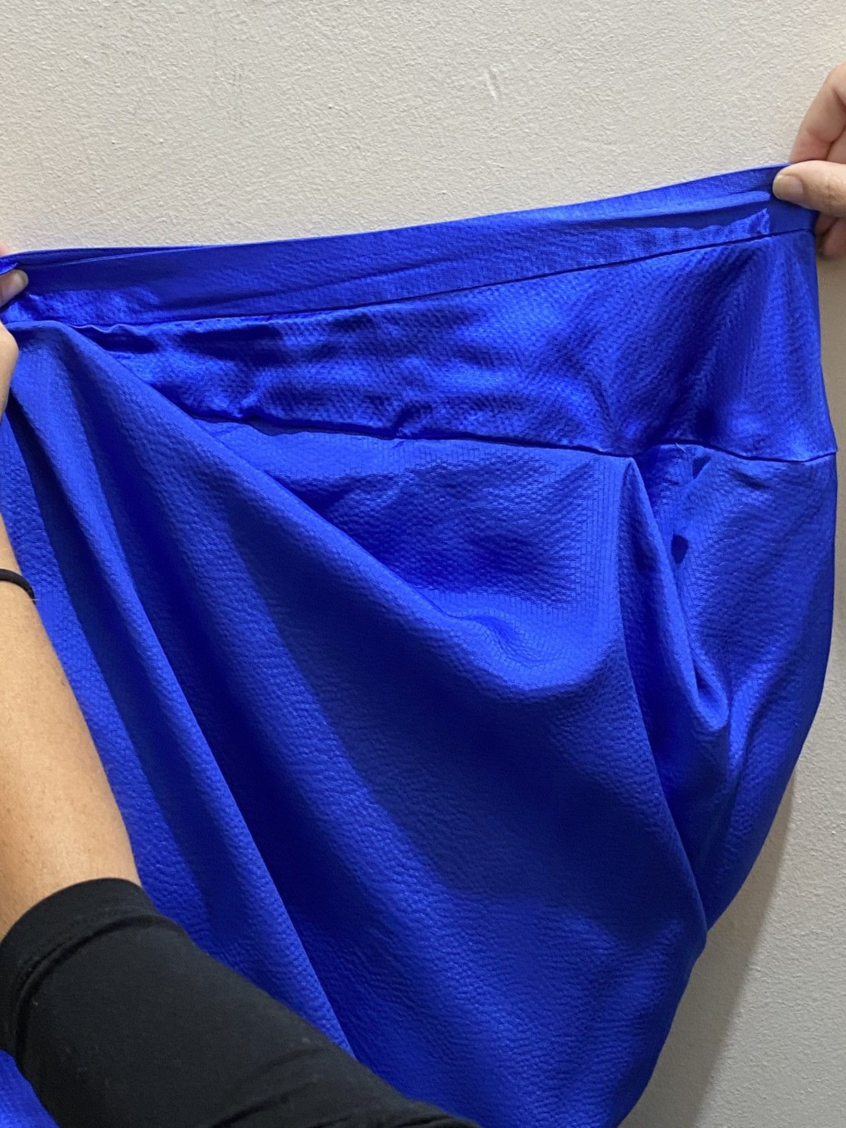 Vivienne Westwood VIVIENNE WESTWOOD ELECTRIC BLUE SILK DRESS Size M / US 6-8 / IT 42-44 - 9 Thumbnail