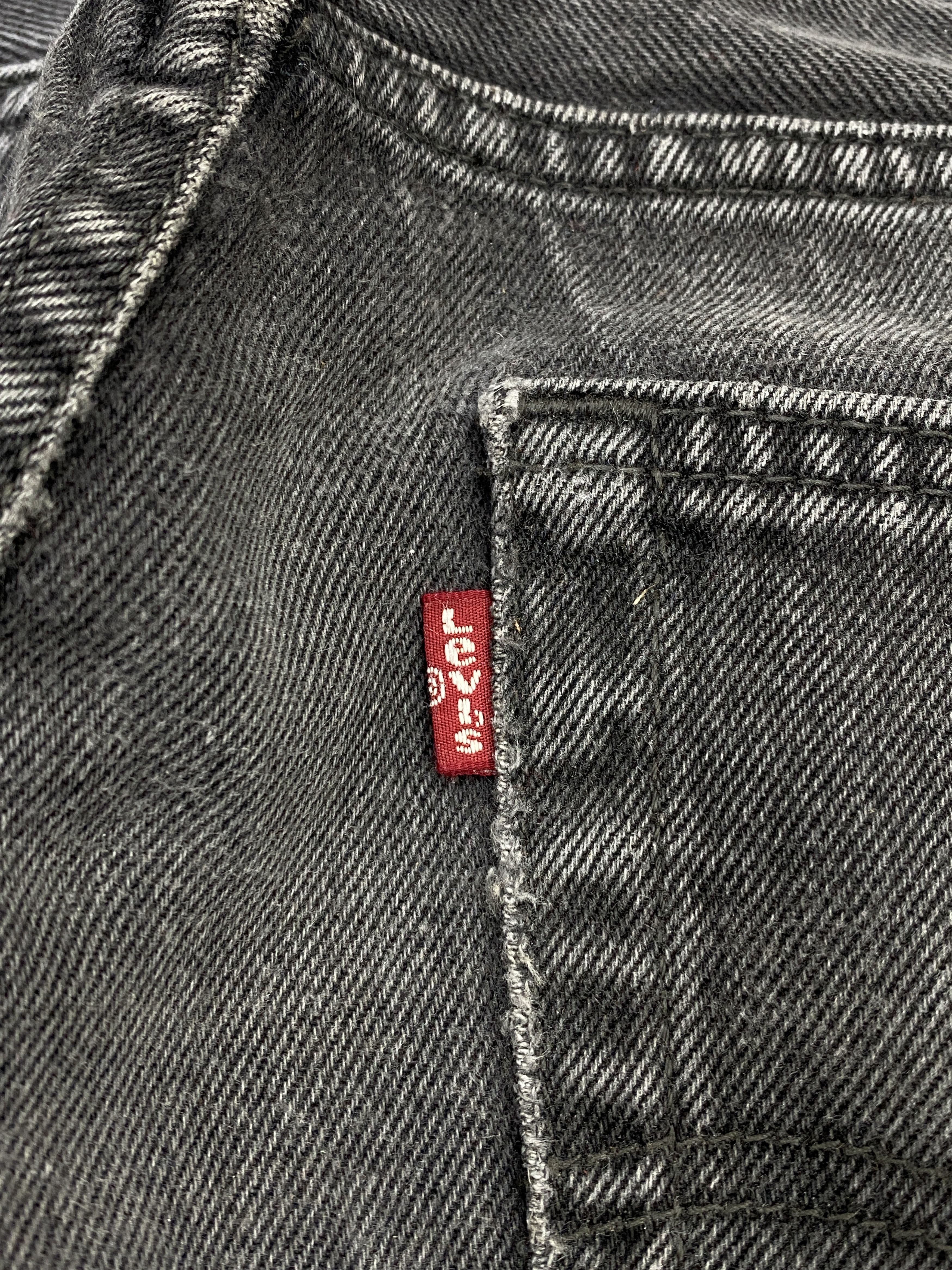 Levi's × Vintage Vintage Levis 505 Faded Black Denim Jeans Size US 32 / EU 48 - 6 Thumbnail