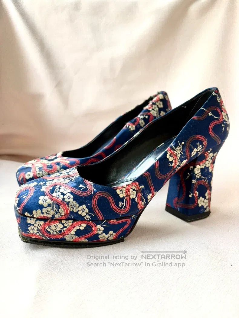 Vivienne Westwood Vivienne Westwood Blue silk floral square-toed high-heeled Size US 4.5 / IT 34.5 - 1 Thumbnail
