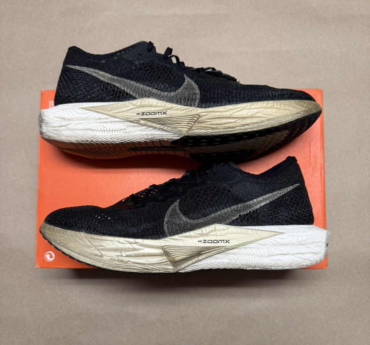 Nike Nike Zoom X Vaporfly Next 3% Black Gold men’s sz 14 running! Size US 14 / EU 47 - 1 Thumbnail