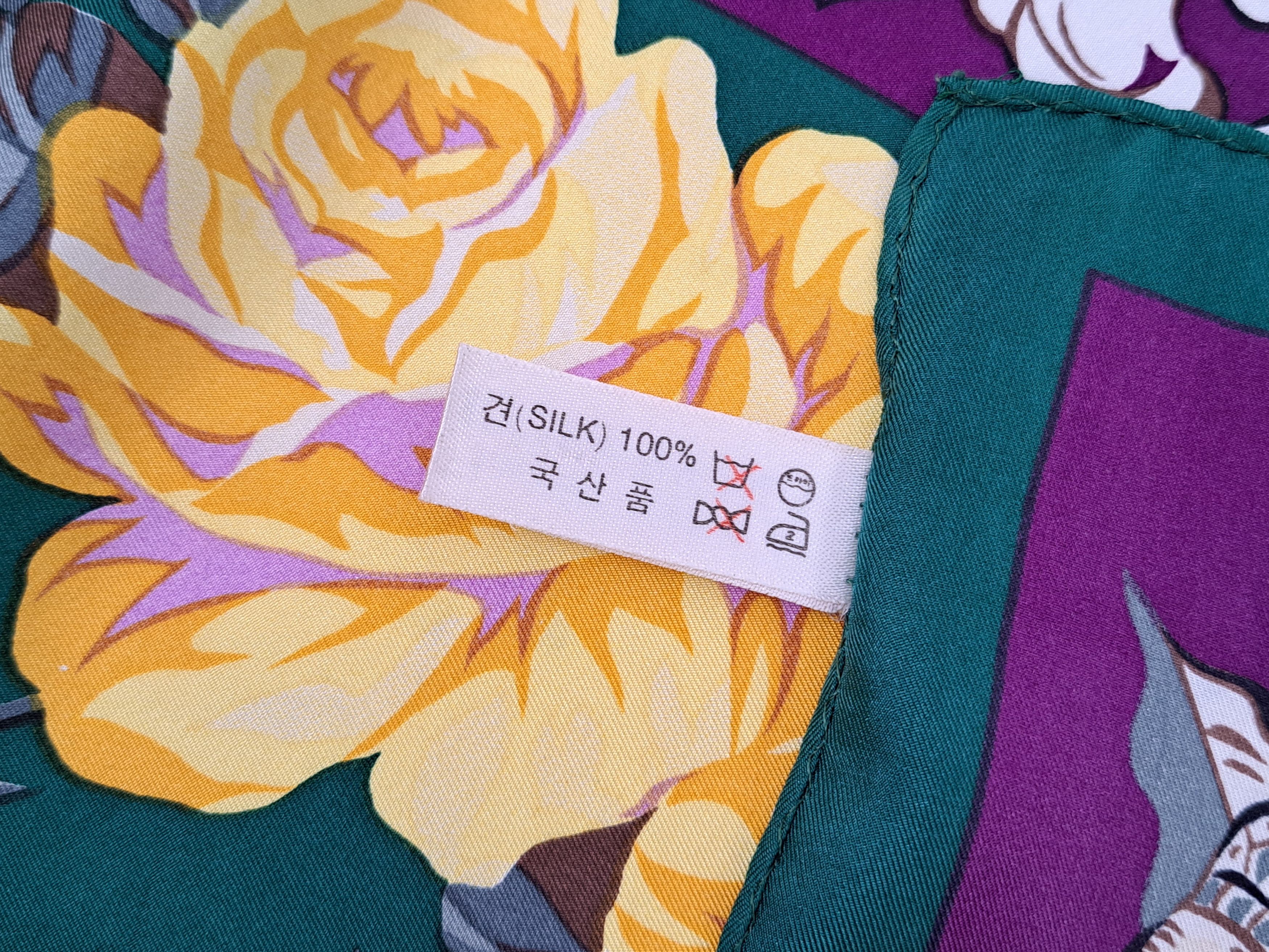 Nina Ricci × Vintage Vintage Nina Ricci silk flower scarf. Size ONE SIZE - 9 Thumbnail