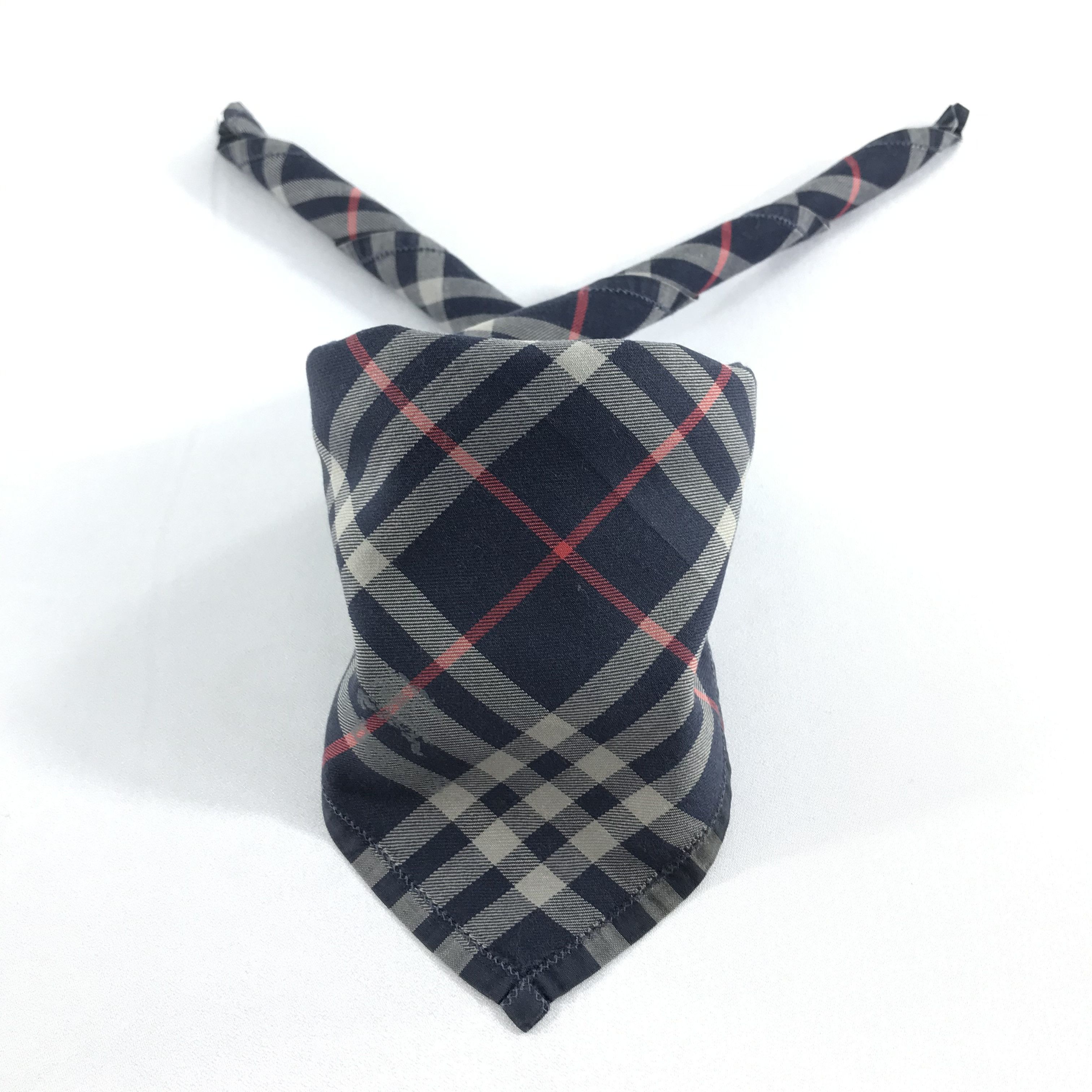 Burberry Burberrys Nova Check Handkerchief Neckerchief Bandana H904 Size ONE SIZE - 1 Thumbnail