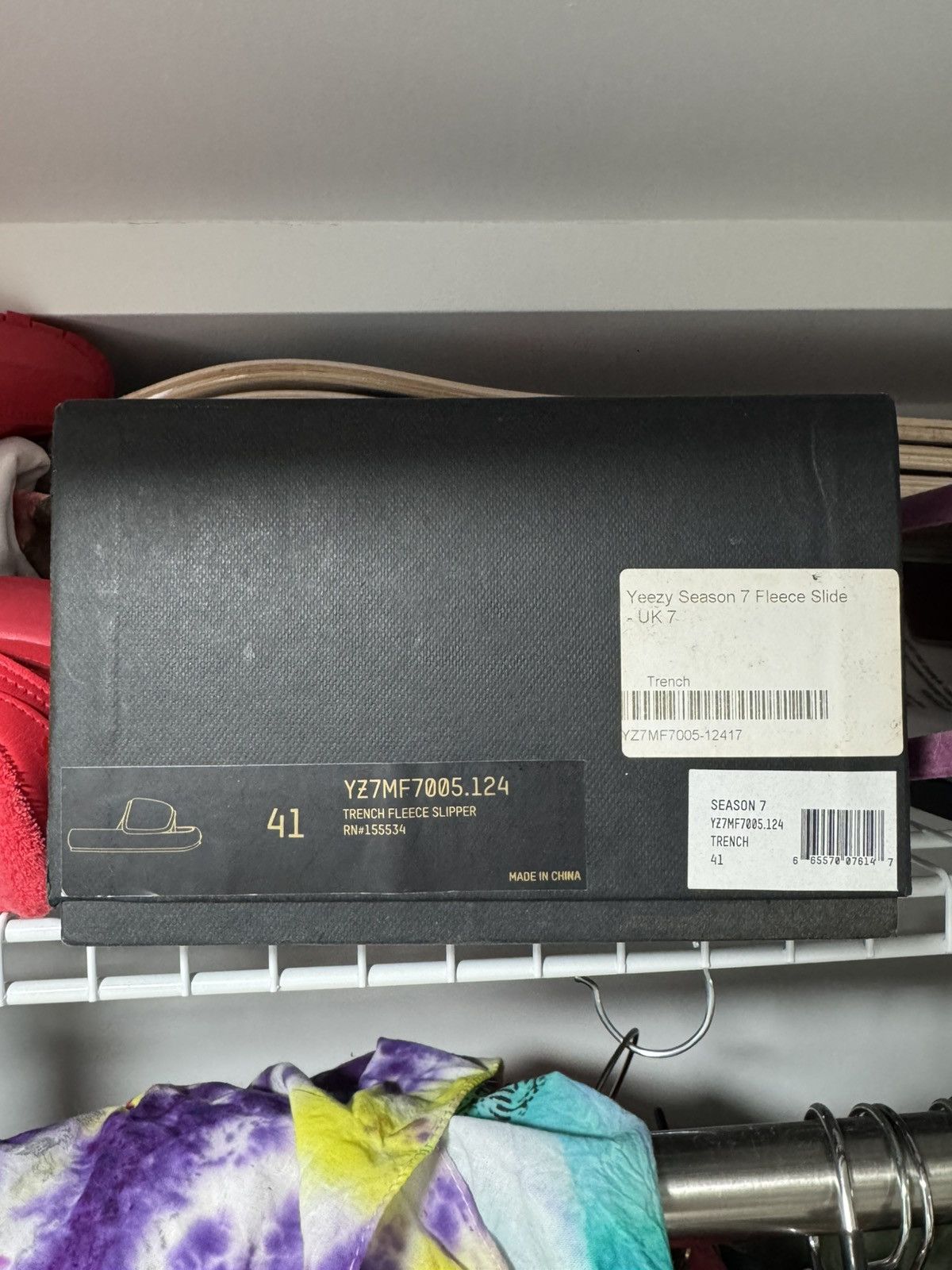 Yeezy Yeezy Season 7 Fleece Slide (Trench) Size US 8 / EU 41 - 9 Thumbnail