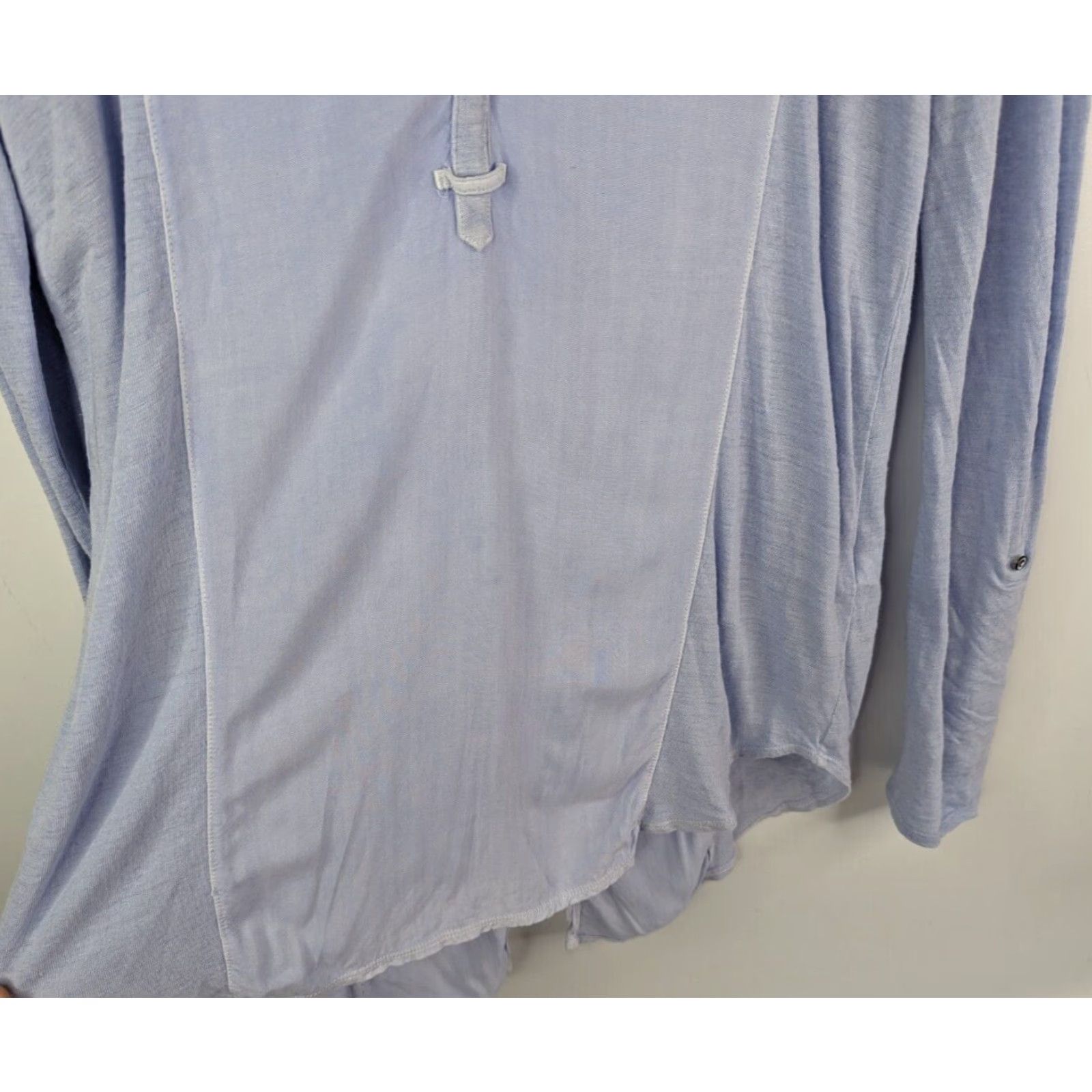 Lucky Brand Lucky Brand Light Blue Long Sleeve Henley Top Shirt Linen BOHO Top Womens Medium Shirts Womens M Blue Solid Casual Button-Up Henley Neck Collared Size M / US 6-8 / IT 42-44 - 3 Thumbnail
