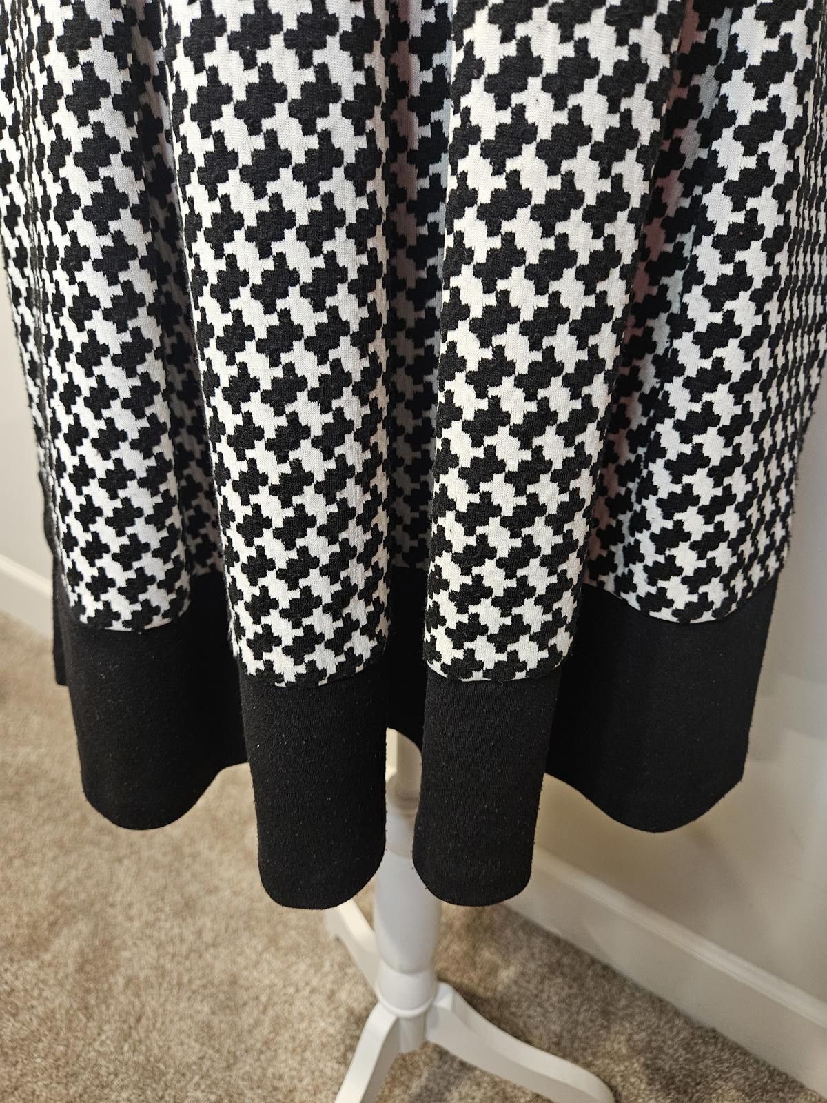 Calvin Klein Calvin Klein Black & White Houndstooth Dress Size XS / US 0-2 / IT 36-38 - 4 Thumbnail