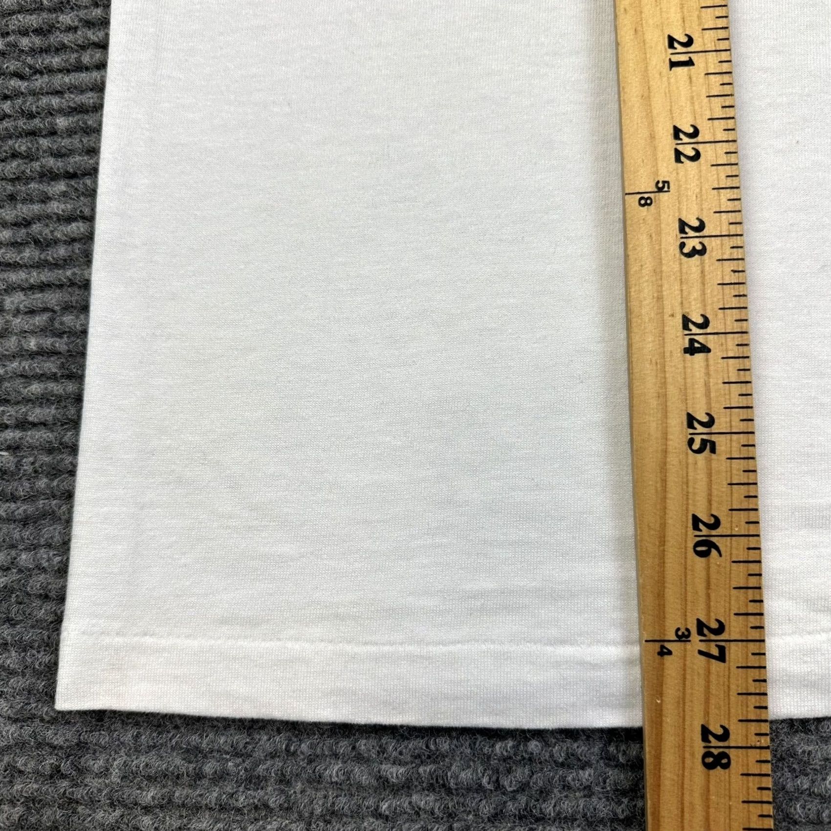 Hanes VINTAGE 90s Atlanta Georgia Graphic T-Shirt Large Hanes Unisex Adult White Crew Neck Short Sleeve 50/50 Single Stitch Duathlon Running Biking USA Size US L / EU 52-54 / 3 - 5 Thumbnail