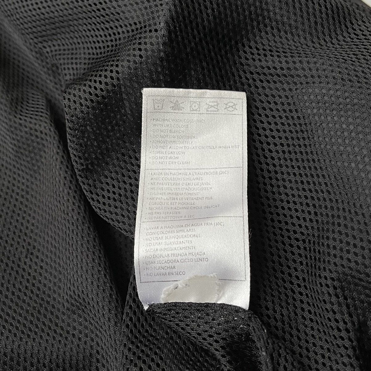 Nike Vintage Nike Sportswear Windbreaker Spellout Track Jacket Size US L / EU 52-54 / 3 - 15 Thumbnail