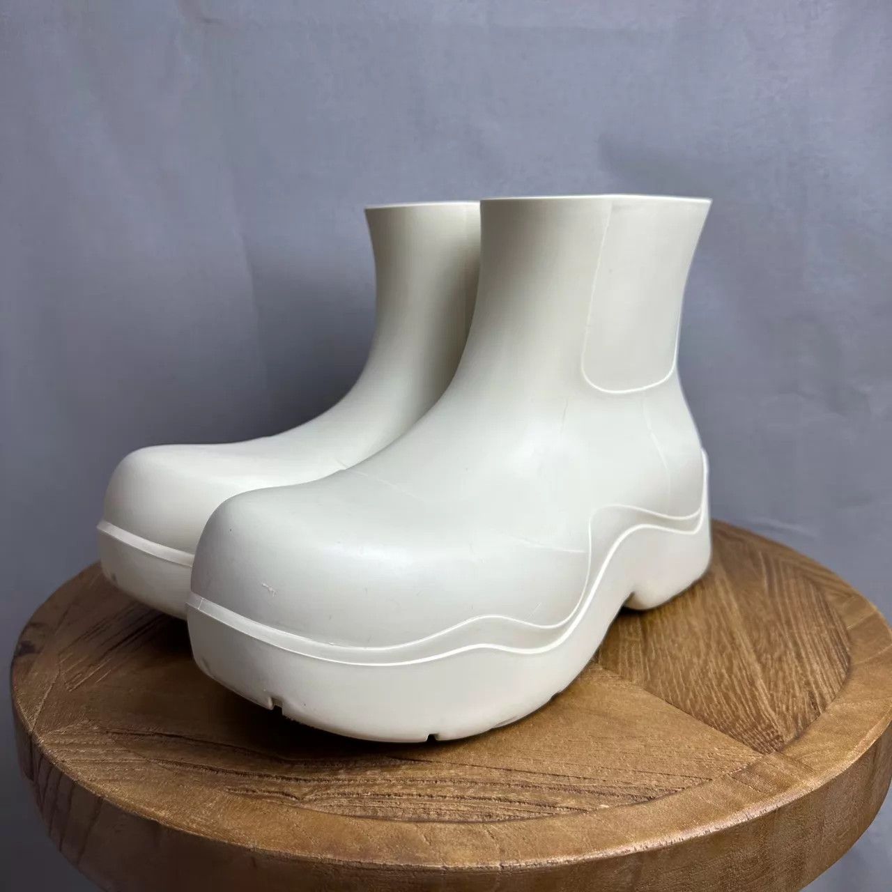 Bottega Veneta BOTTEGA VENETA BV rain boots cream 40 98 new Size US 7 / EU 40 - 1 Thumbnail