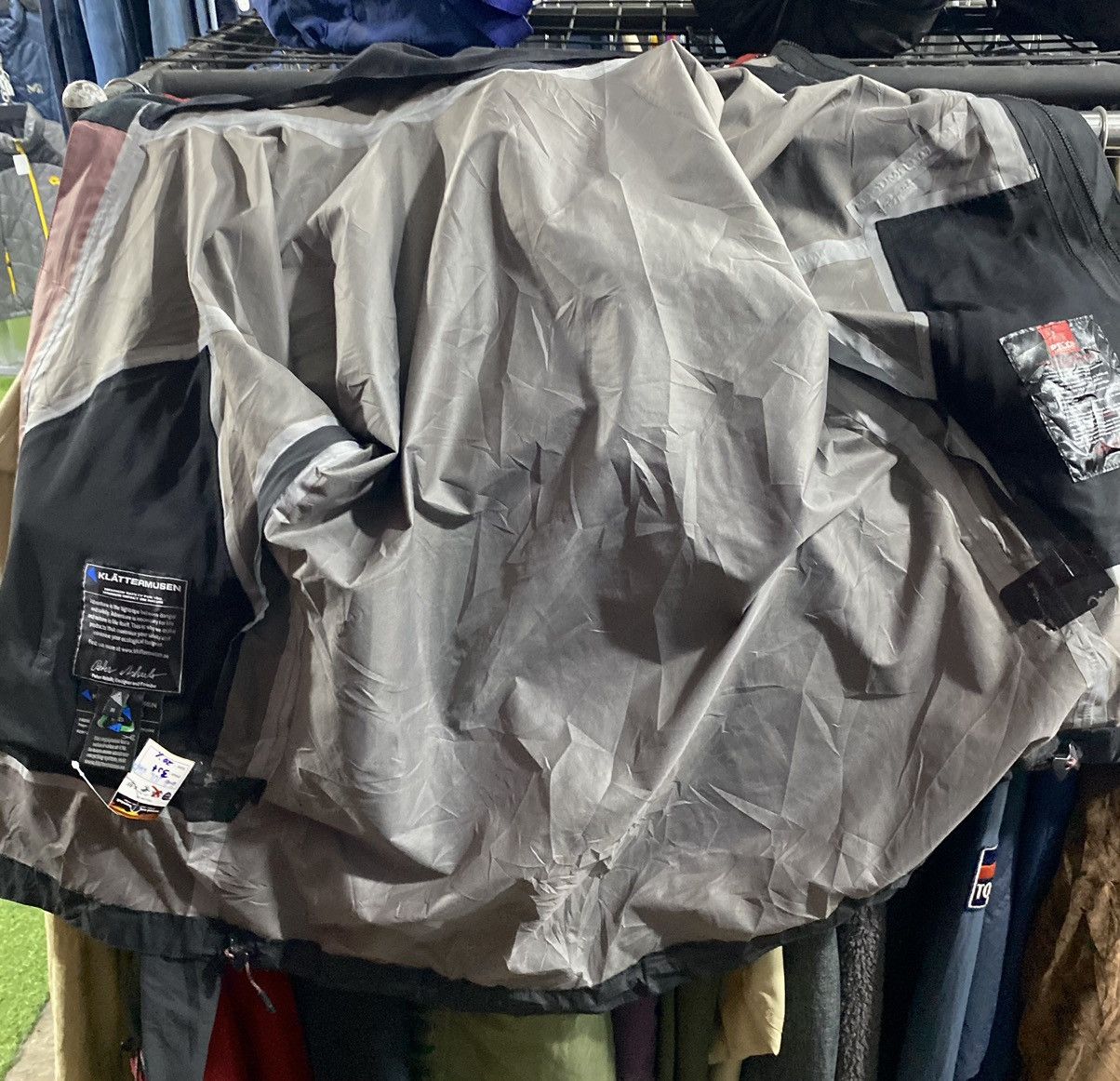 Klattermusen Klättermusen Allgrön Outdoor Jacket Men’s Size US M / EU 48-50 / 2 - 9 Thumbnail