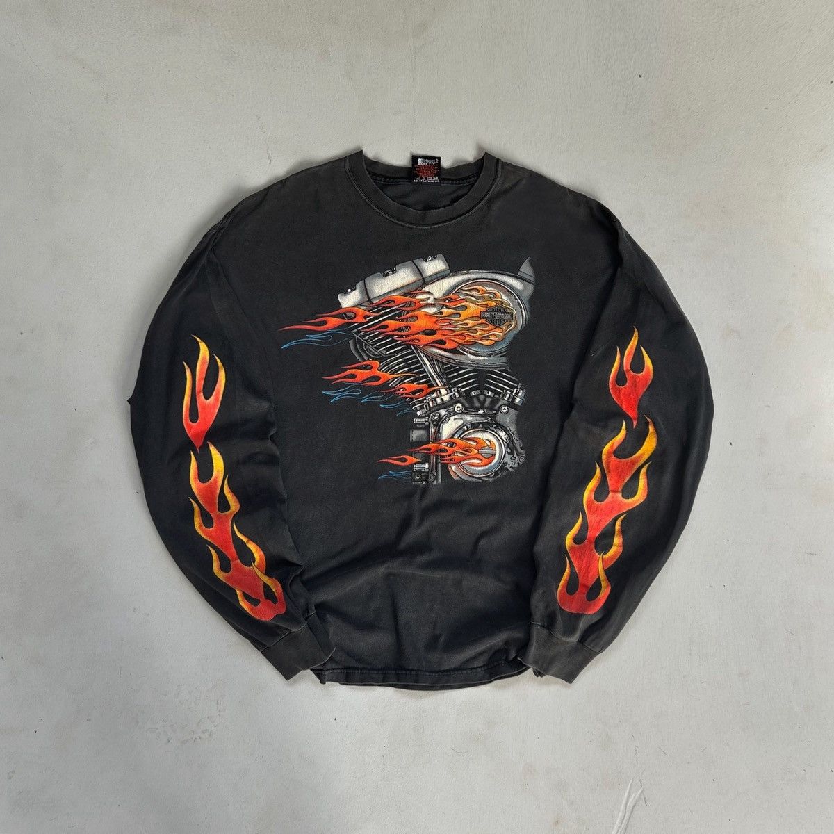 VINTAGE HARLEY DAVIDSON FLAME ENGINE V TWIN LOGO LONGSLEEVE