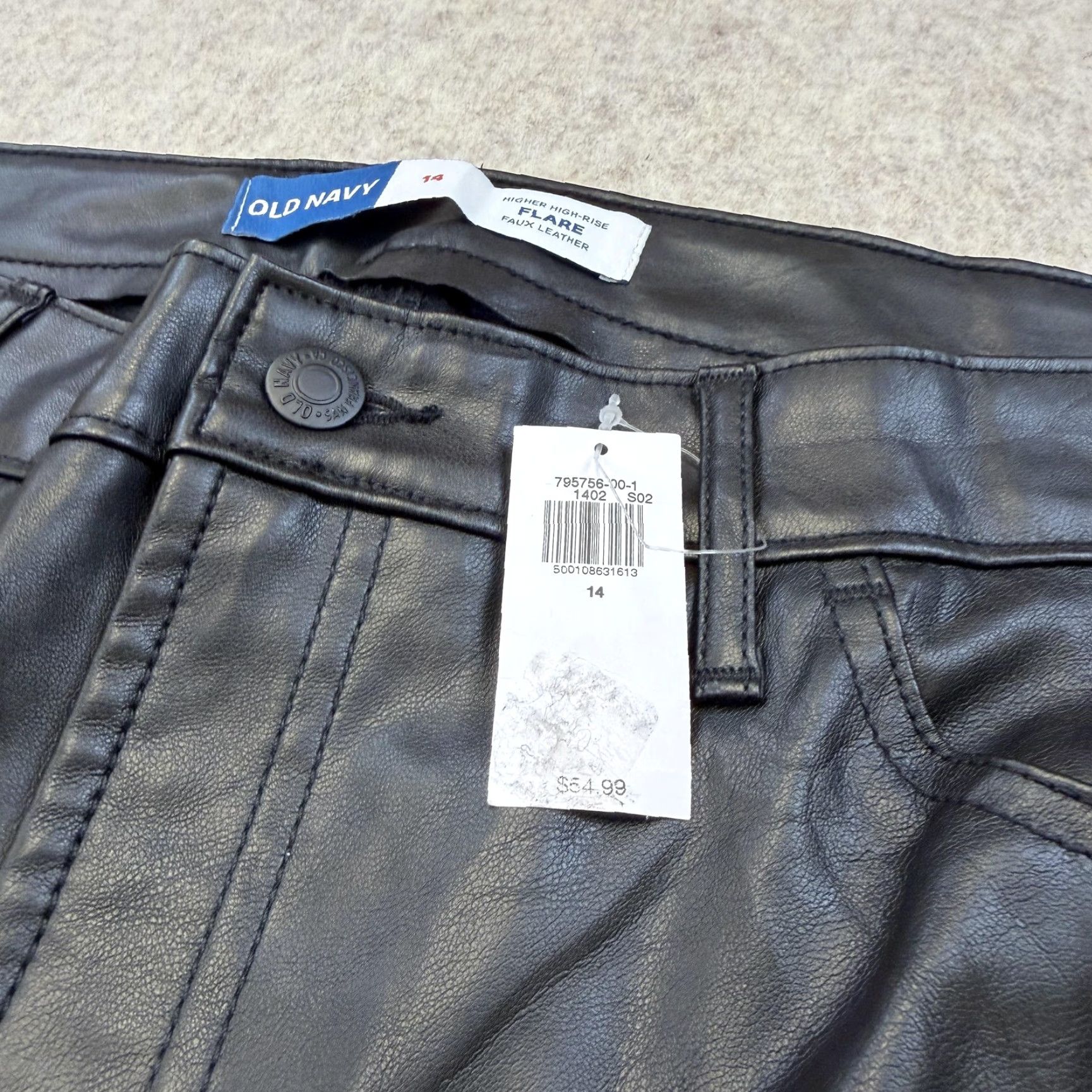 Old Navy Old Navy Black Faux Leather Wide Leg Pants Women 14 High-Rise Flared 31in Inseam Pockets Zip Dress Pants Size 36" / US 14 / IT 50 - 4 Thumbnail