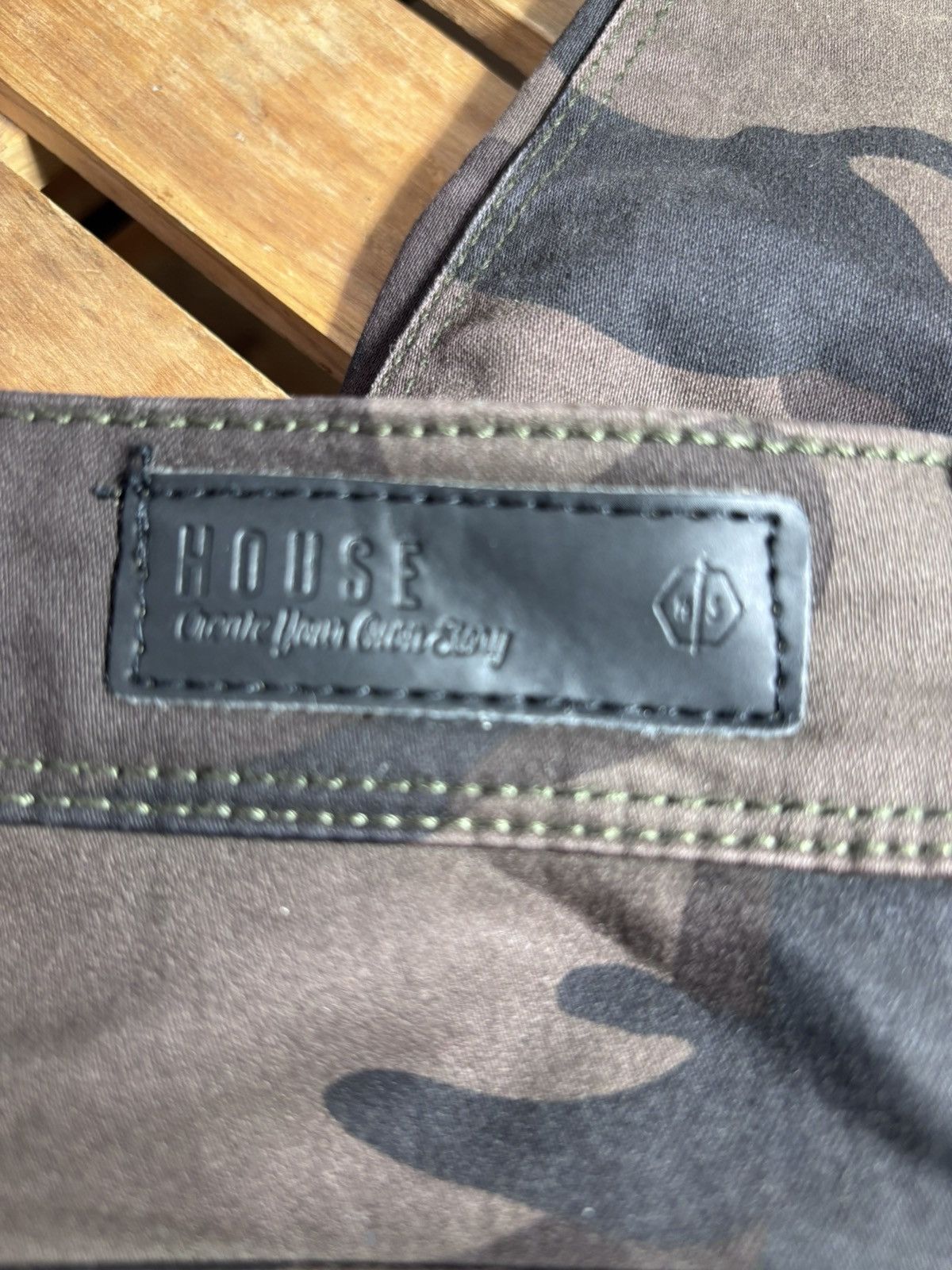Vintage House Create Your Own Story Camo Skinny Jeans Size 30" / US 8 / IT 44 - 10 Thumbnail