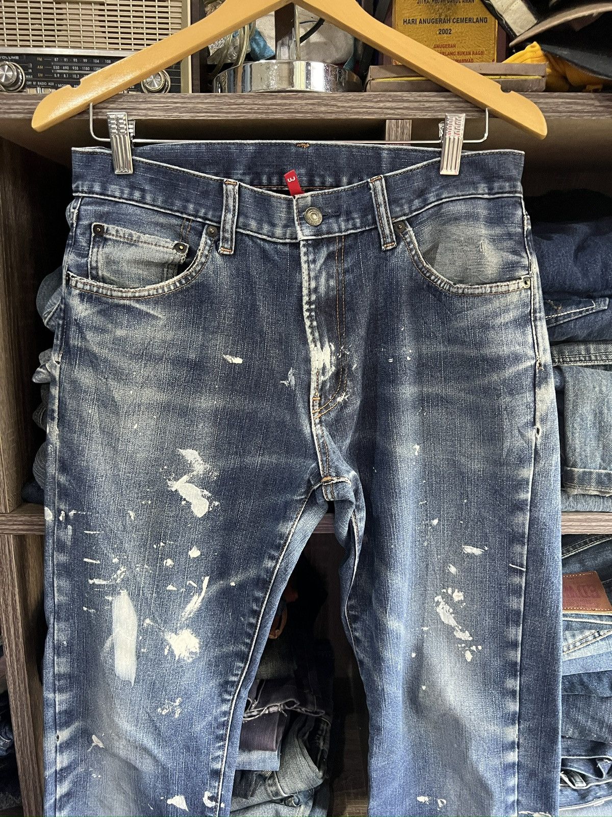 Uniqlo 🔥Uniqlo UJ Paint Splash Distressed Denim Size US 30 / EU 46 - 4 Thumbnail