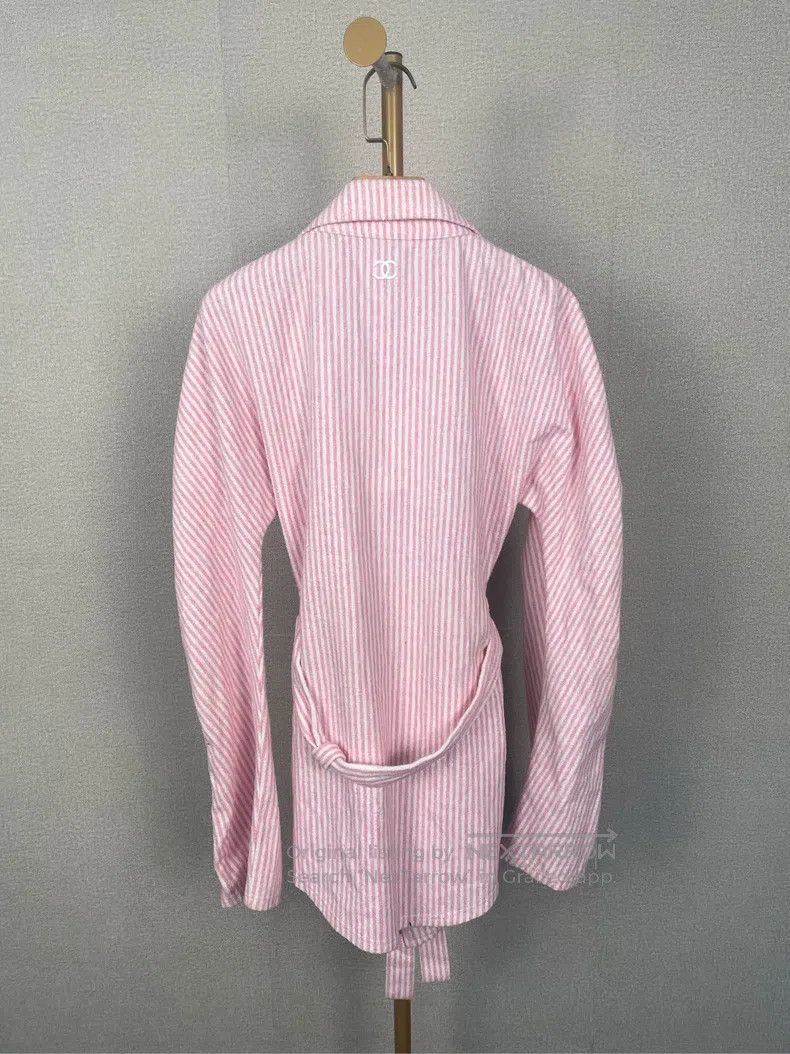 Chanel Chanel Pink and white striped coat Size XS / US 0-2 / IT 36-38 - 2 Thumbnail