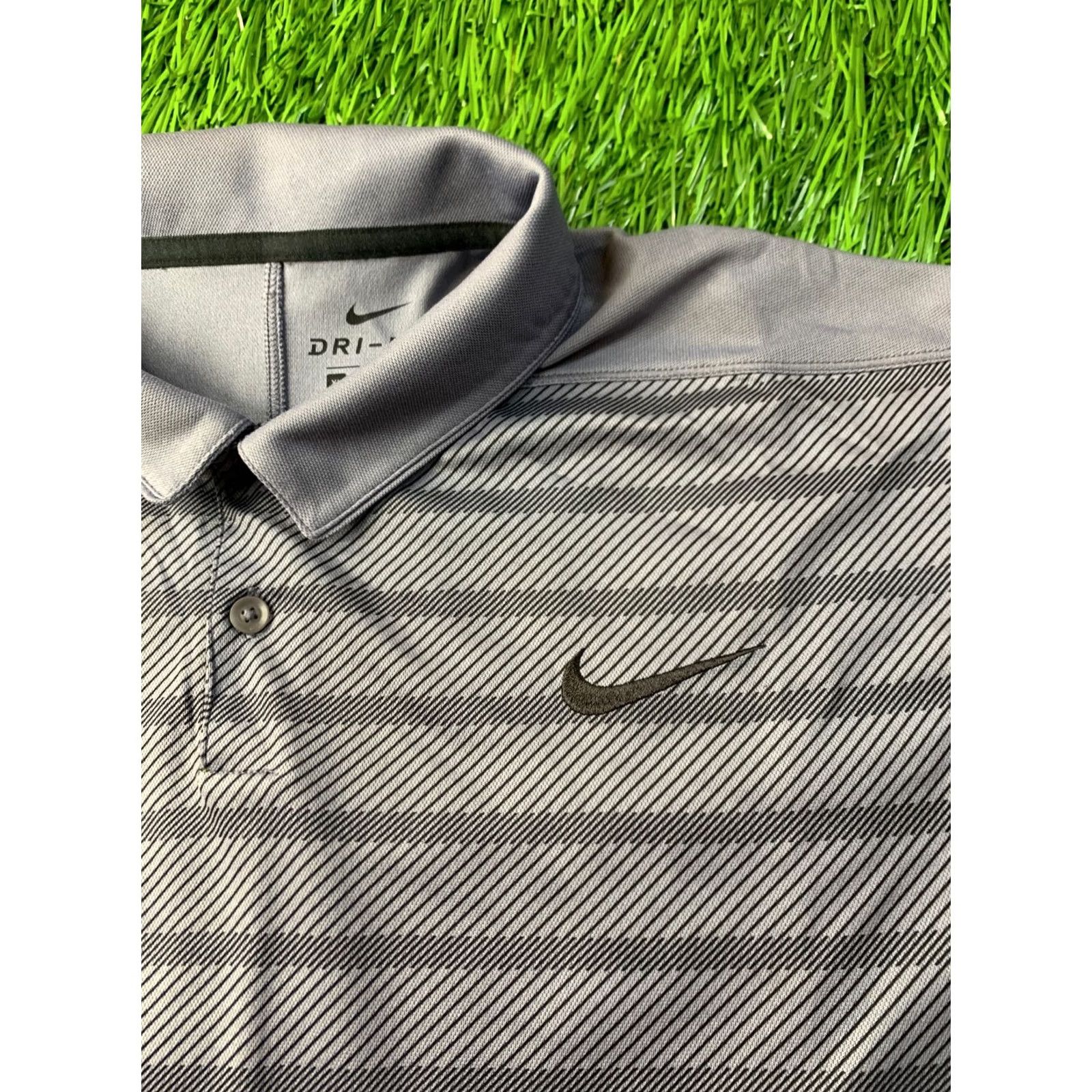 Nike Nike Dri-FIT Polo Shirt Men XL Gray and Black Polo Short Sleeve Training Sport Jersey 2018 Size US XL / EU 56 / 4 - 3 Thumbnail
