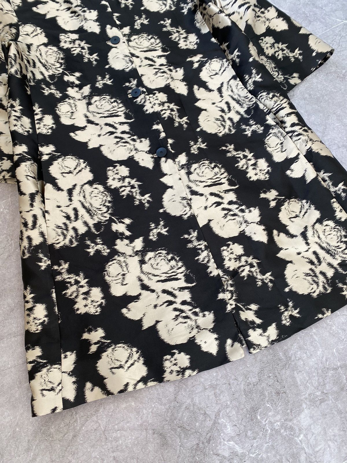 Gerard Darel Gerard Darel Paris Blend Silk Long Coat Floral Print Style Size M / US 6-8 / IT 42-44 - 4 Thumbnail