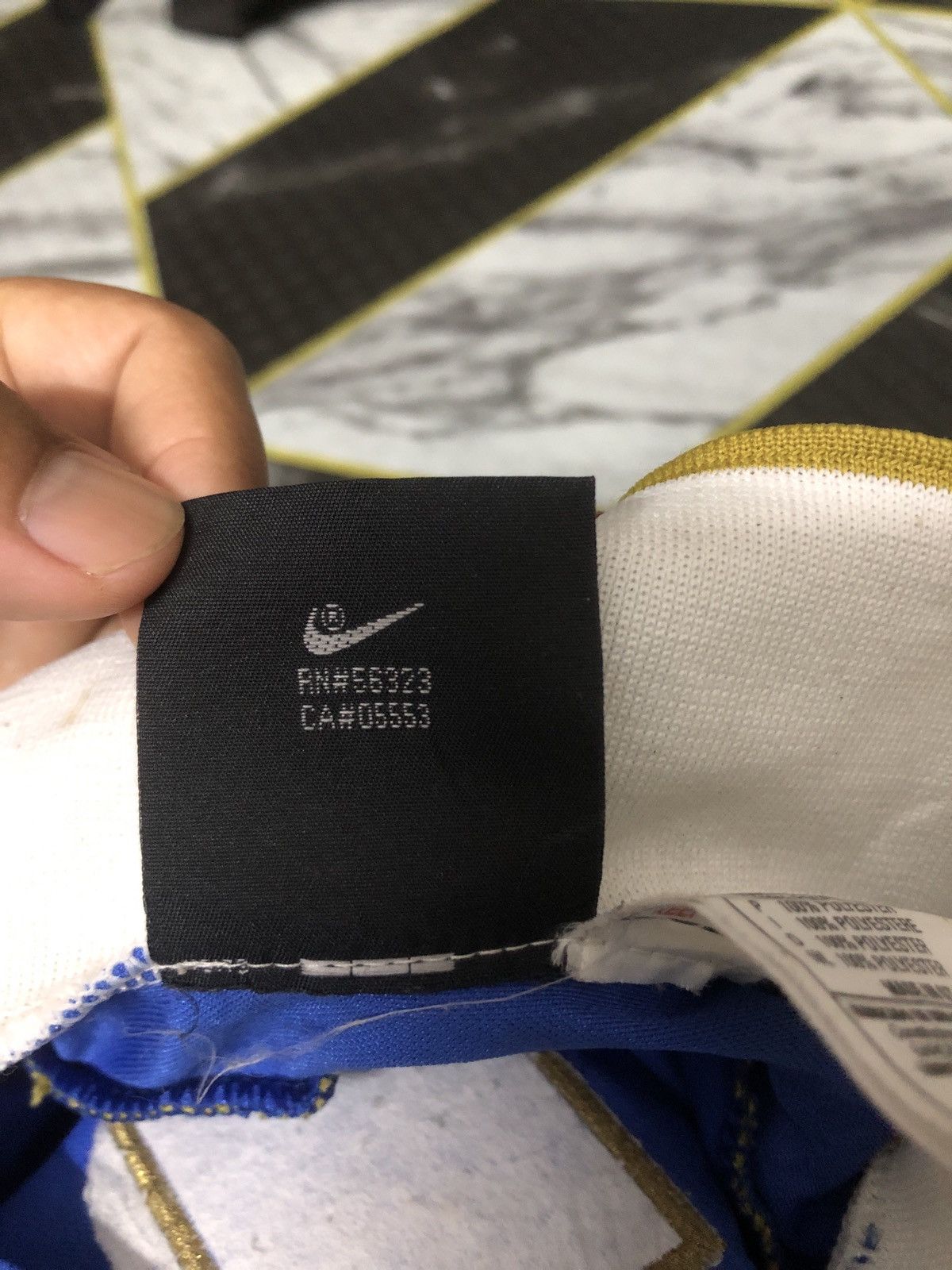 Nike Vintage Sample Italy Jersey Size US L / EU 52-54 / 3 - 6 Thumbnail