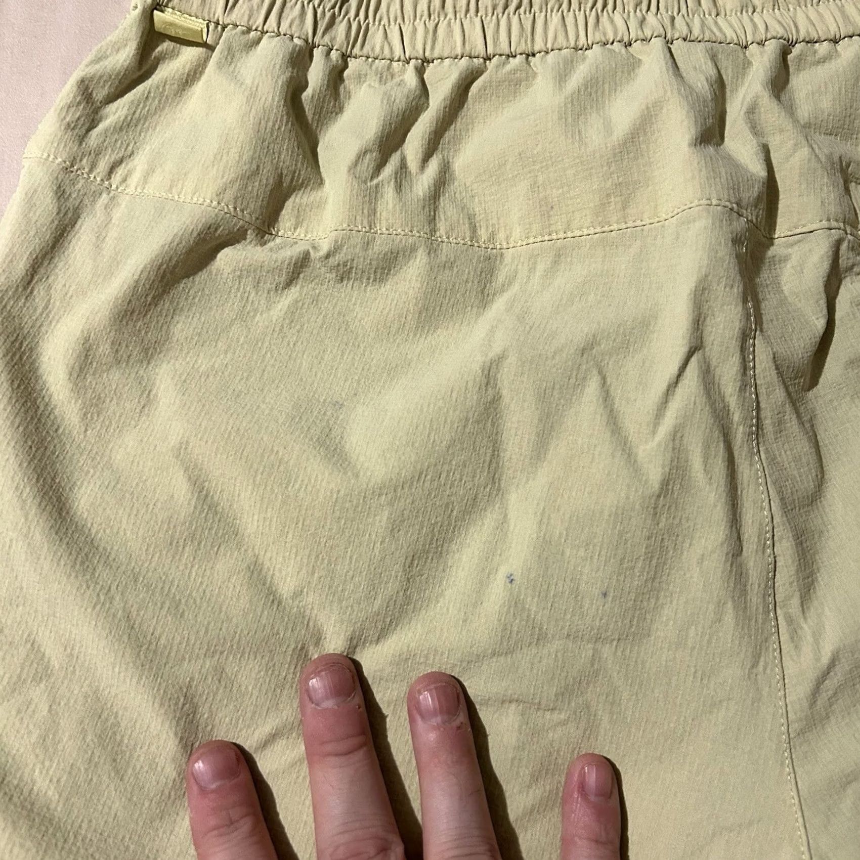 Lululemon Lululemon Bowline Shorts Women Pale Yellow M Regular Athletic Activewear Bowline Shorts Mens? Size 32" / US 10 / IT 46 - 3 Thumbnail
