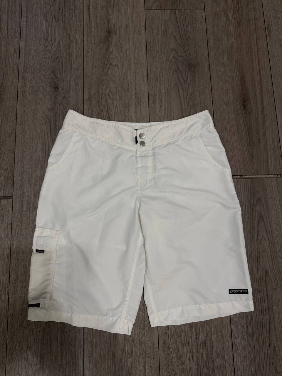 RRD RRD Cargo Shorts Surf Style Y2K White Size L Size US 34 / EU 50 - 2 Thumbnail