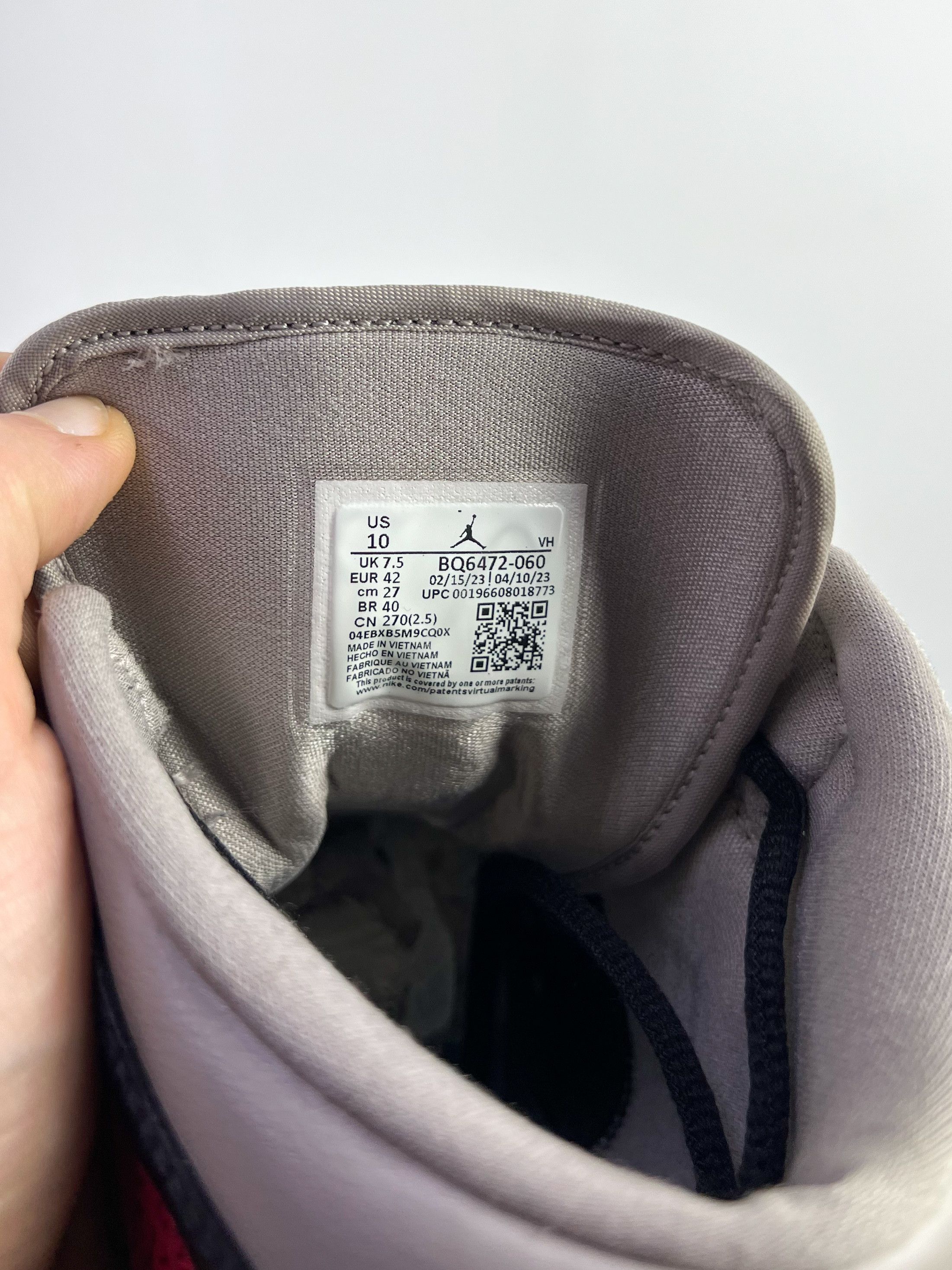 Jordan Brand × Nike Air Jordan 1 Mid Size US 9 / EU 42 - 9 Thumbnail