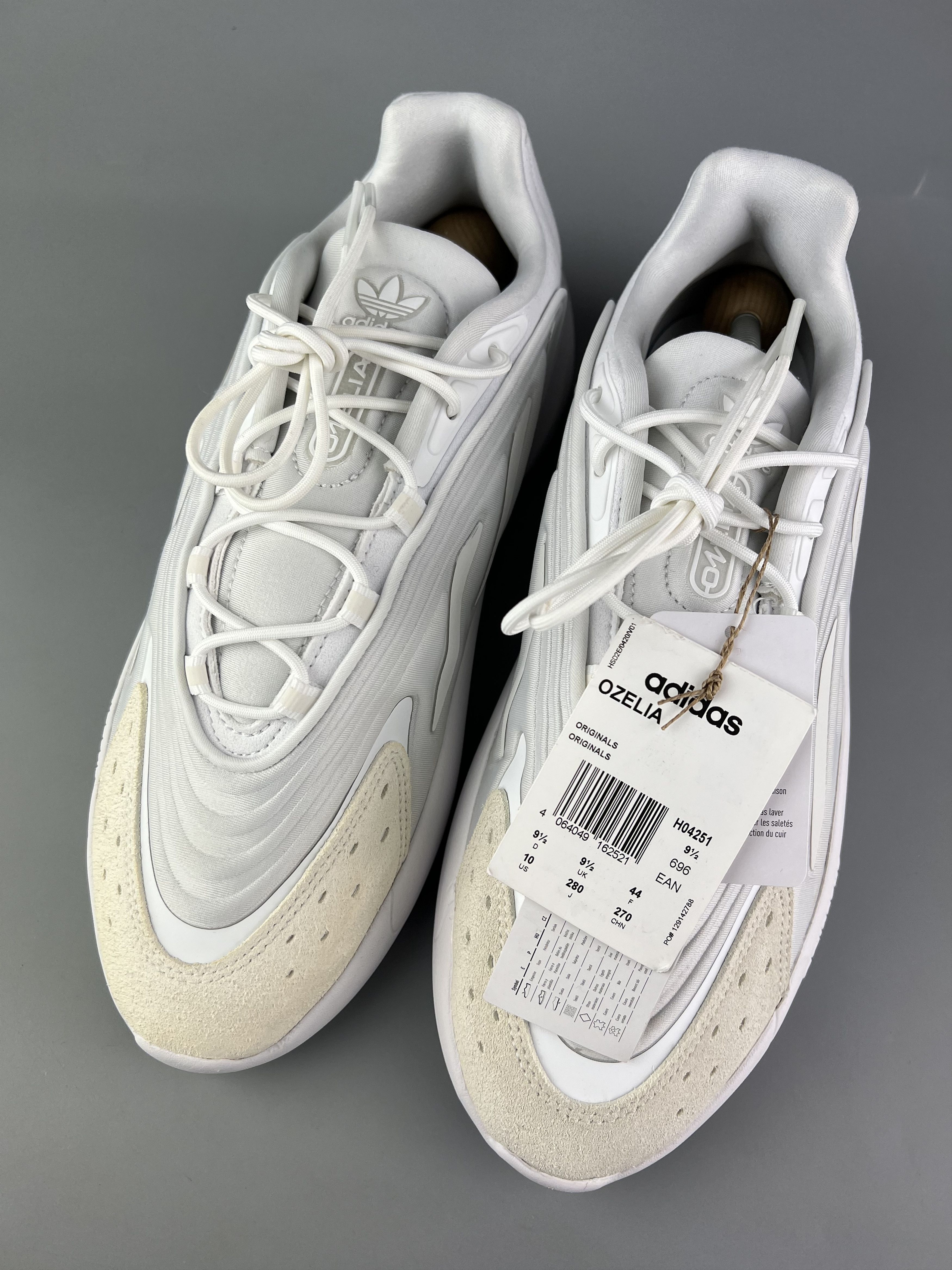 Adidas Adidas Ozelia Men's Sneakers Size US10 Size US 10 / EU 43 - 4 Thumbnail