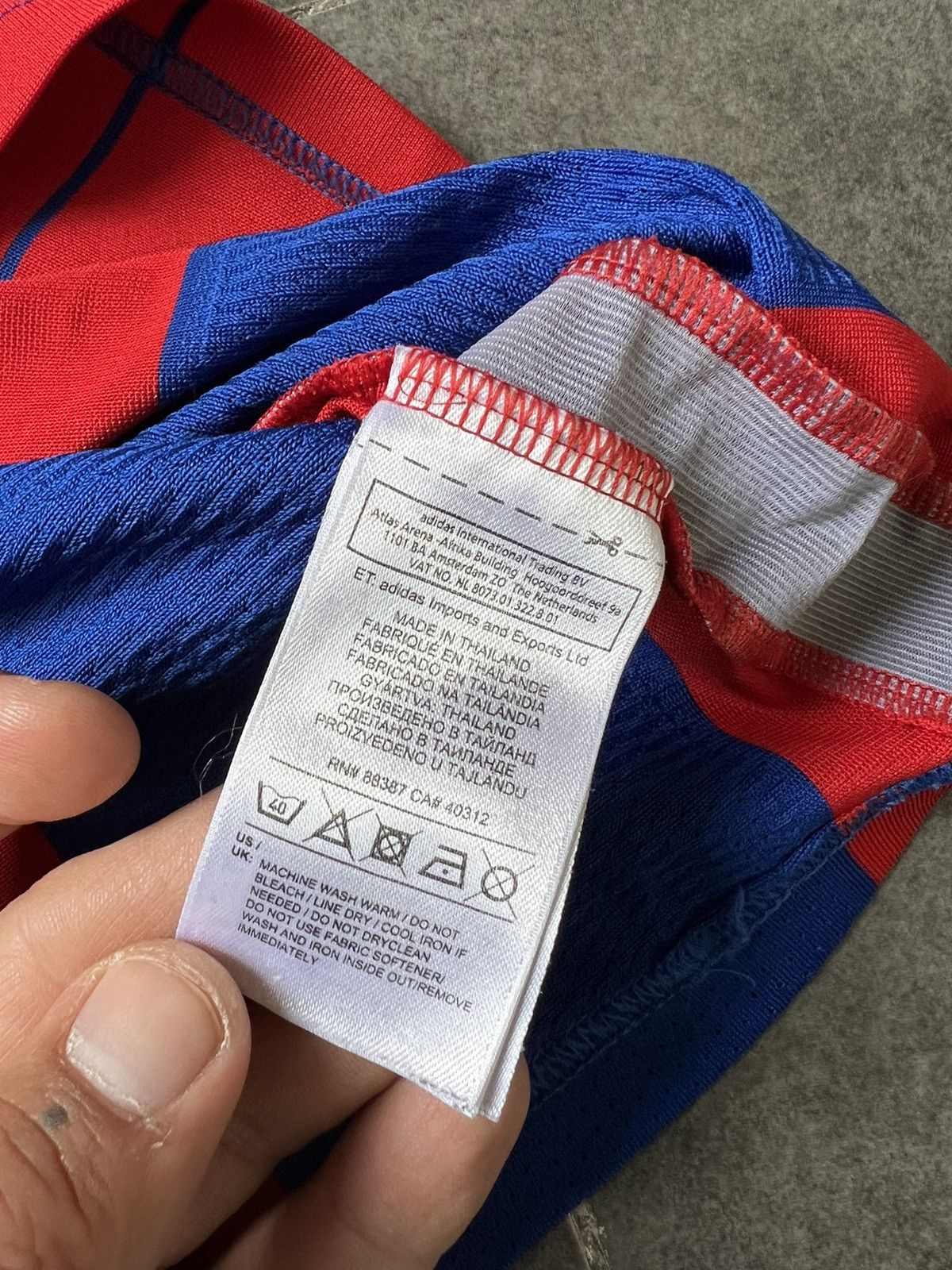 Adidas Bayern Munchen 14/15 Müller jersey Size US L / EU 52-54 / 3 - 12 Thumbnail