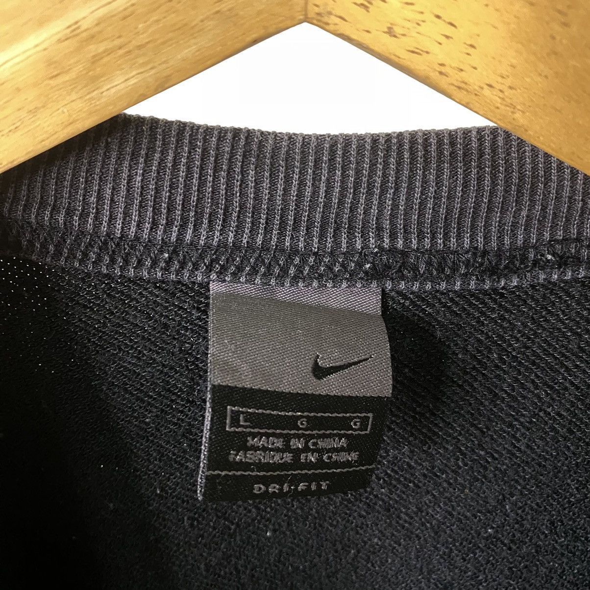 Nike × Vintage Vintage 2000s Nike Essential Black Sweatshirt Size US M / EU 48-50 / 2 - 4 Thumbnail