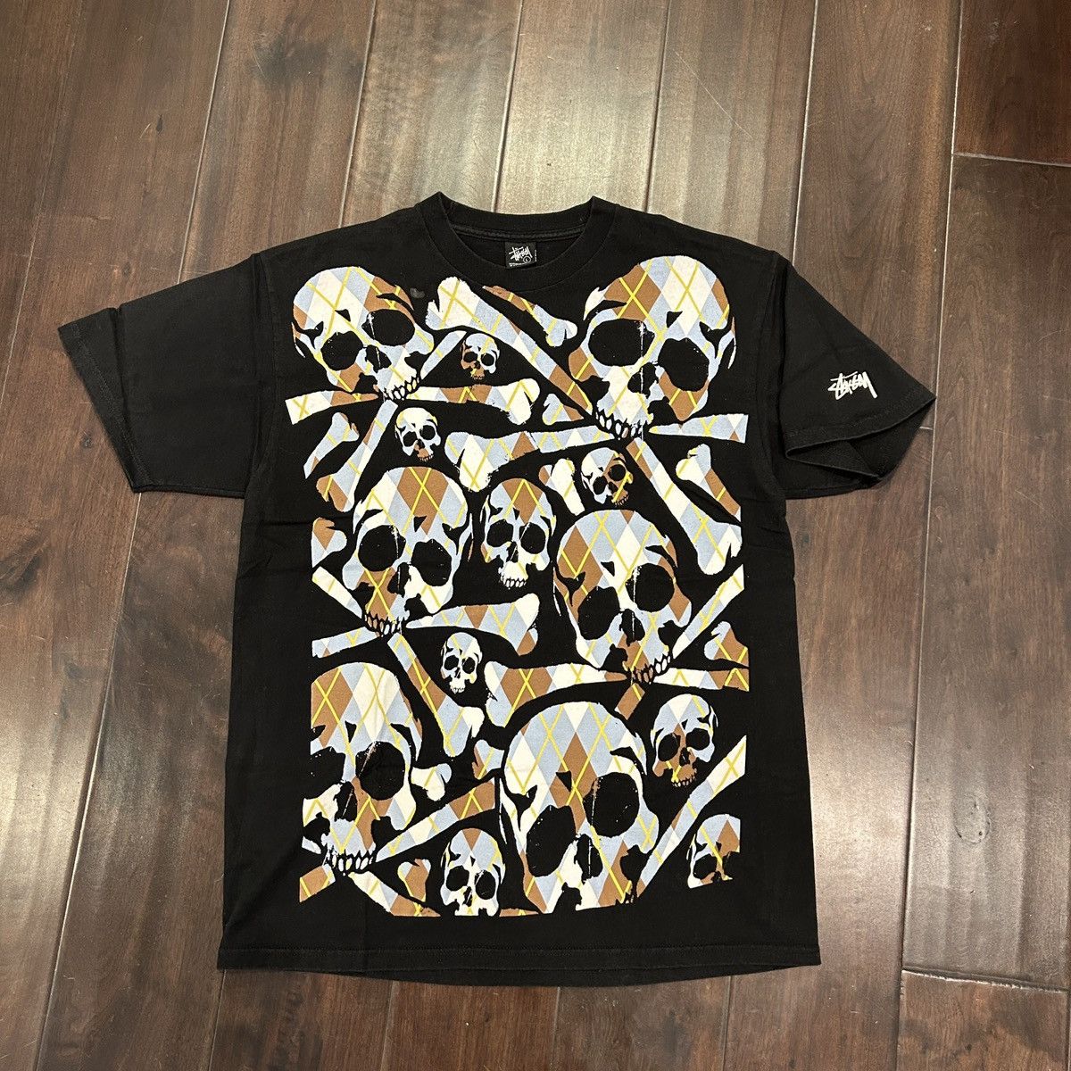 Stussy Stussy All Over Skull and Bones Print Tee size Large Size US L / EU 52-54 / 3 - 2 Thumbnail