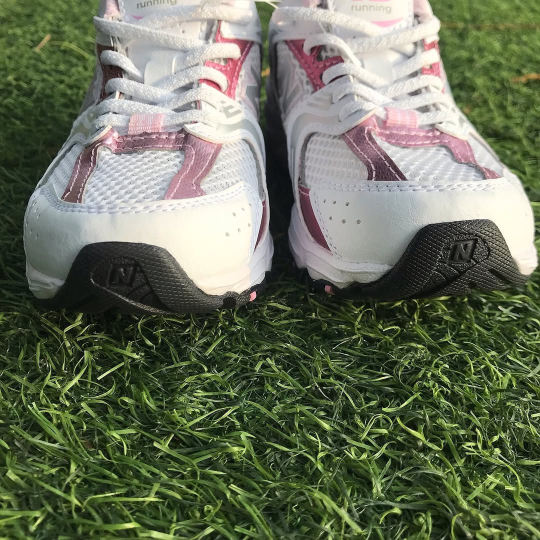 New Balance New Balance 530 Little Kid 'Pink Sugar abzorb grey white kid Size 28 - 12 Thumbnail