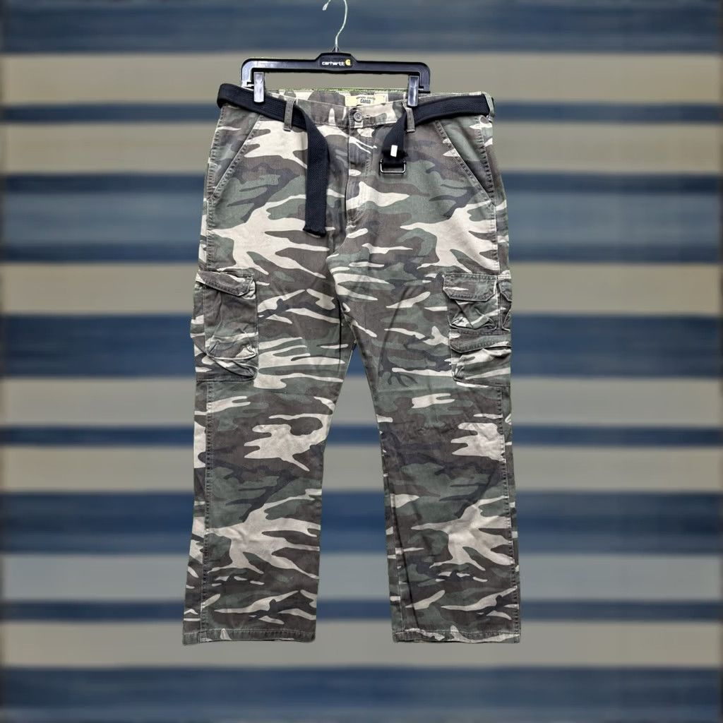 AMO VINTAGE Wrangler Cargo Pants 38x30 Camouflage Y2k Grunge Skate Baggy Wide Leg Mens Pants Size US 38 / EU 54 - 1 Thumbnail