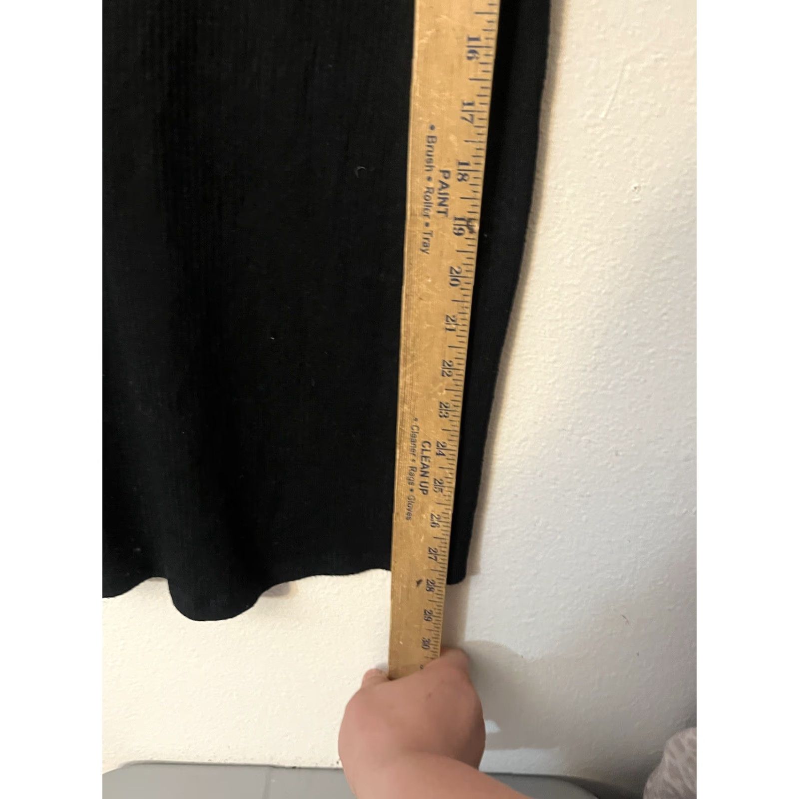 Gap VINTAGE Gap T Shirt Womens Small Black Solid V Neck Cotton Solid Size S / US 4 / IT 40 - 5 Thumbnail