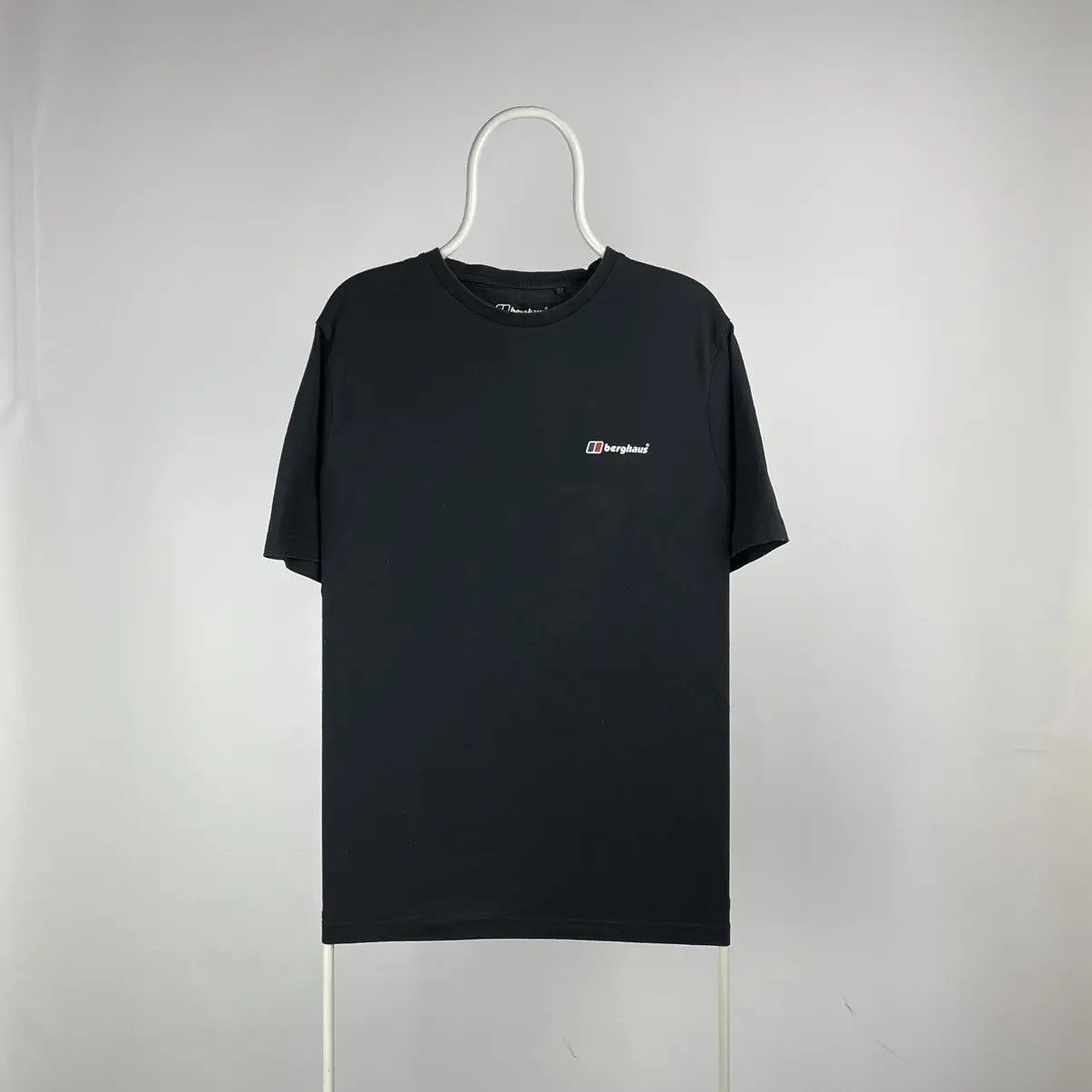 Berghaus Berghaus T-shirt back logo streetwear size XXLARGE Size US XXL / EU 58 / 5 - 3 Thumbnail