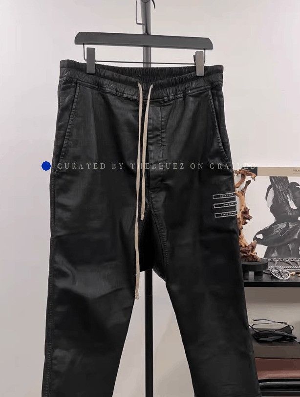 Rick Owens Black Waxed Coated Cropped Pants Size US 32 / EU 48 - 1 Thumbnail