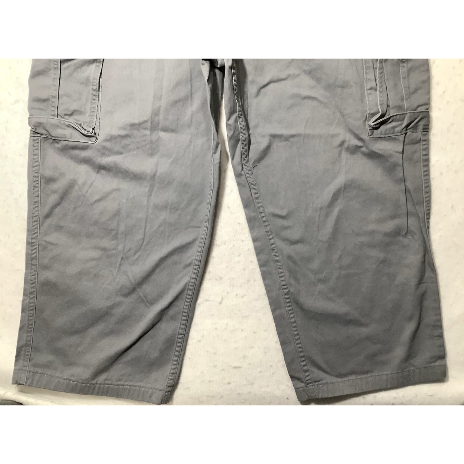 Vintage G.H. Bass & Co. Cargo Pants 45 X 28 Gray Mens Utility Hiking Terrain Work Pants Size US 44 / EU 60 - 3 Thumbnail