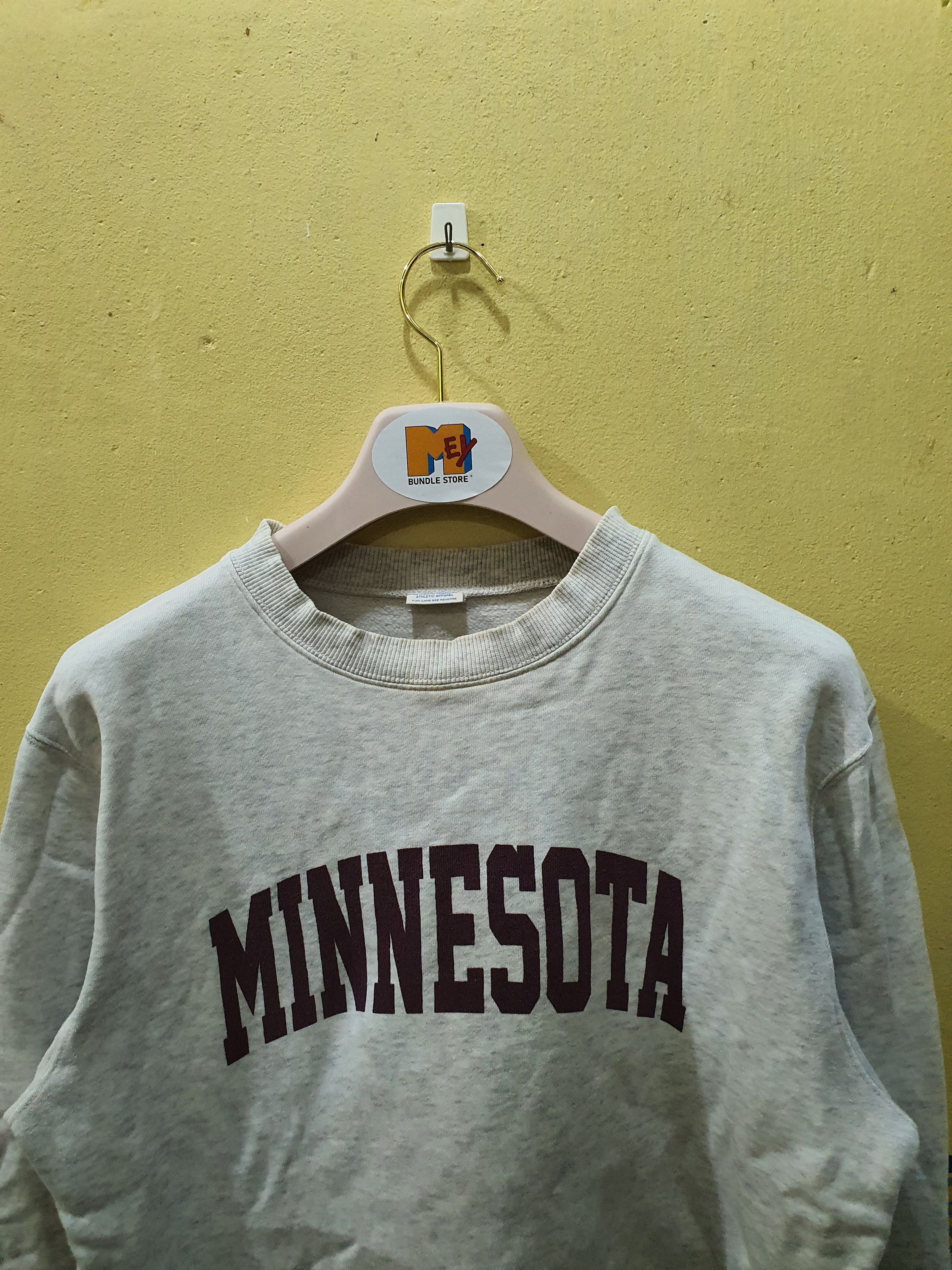 Champion vintage Champion "Reverse Weave" University of Minnesota Size US L / EU 52-54 / 3 - 4 Thumbnail