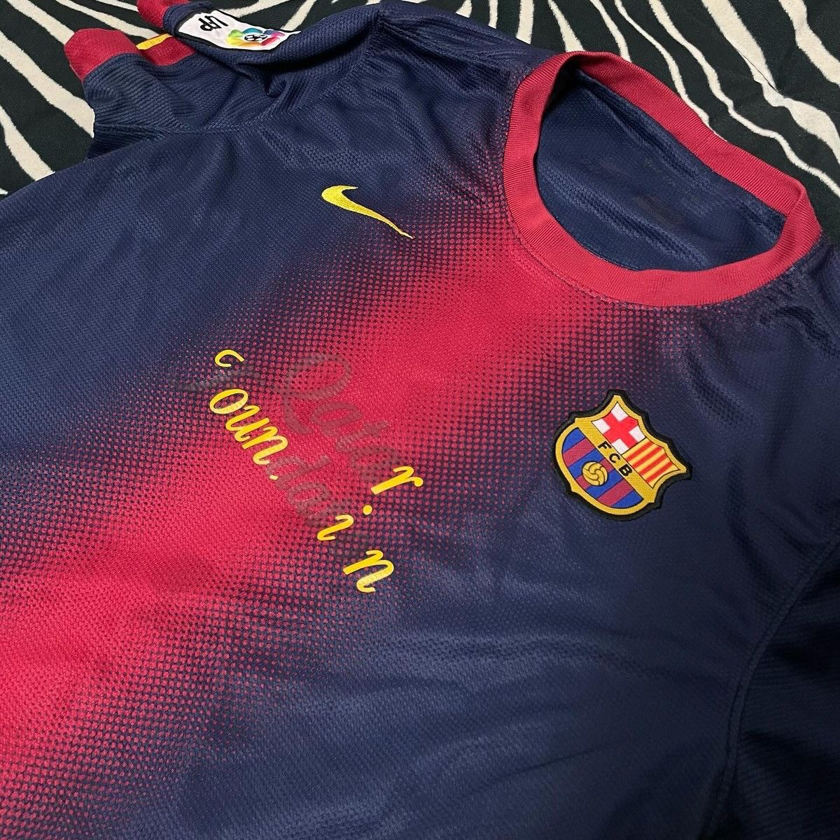 Nike Nike FC Barcelona 2012/13 Soccer Jersey Long sleeve Size US S / EU 44-46 / 1 - 4 Thumbnail