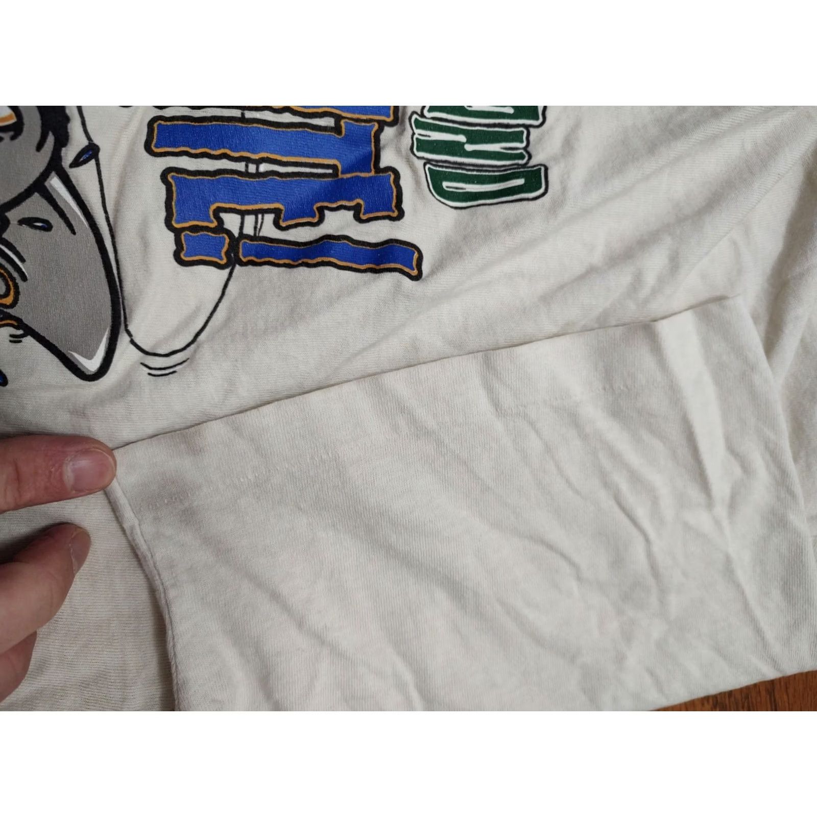 Sunray Sportswear VINTAGE Sun Sportswear T-Shirt Shirt Men L White 90s Angler Fly Fishing Animals Comics Funny Yellowing Size US L / EU 52-54 / 3 - 6 Thumbnail